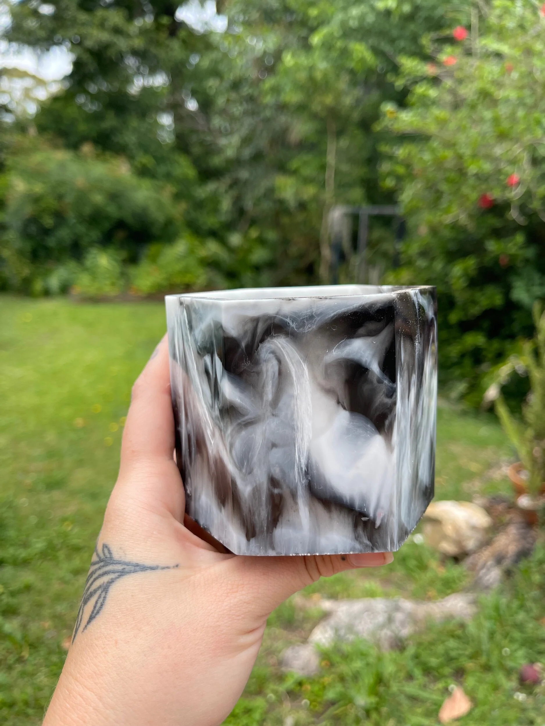 F94E013B-A8ED-4E62-8738-BDB1626314B6