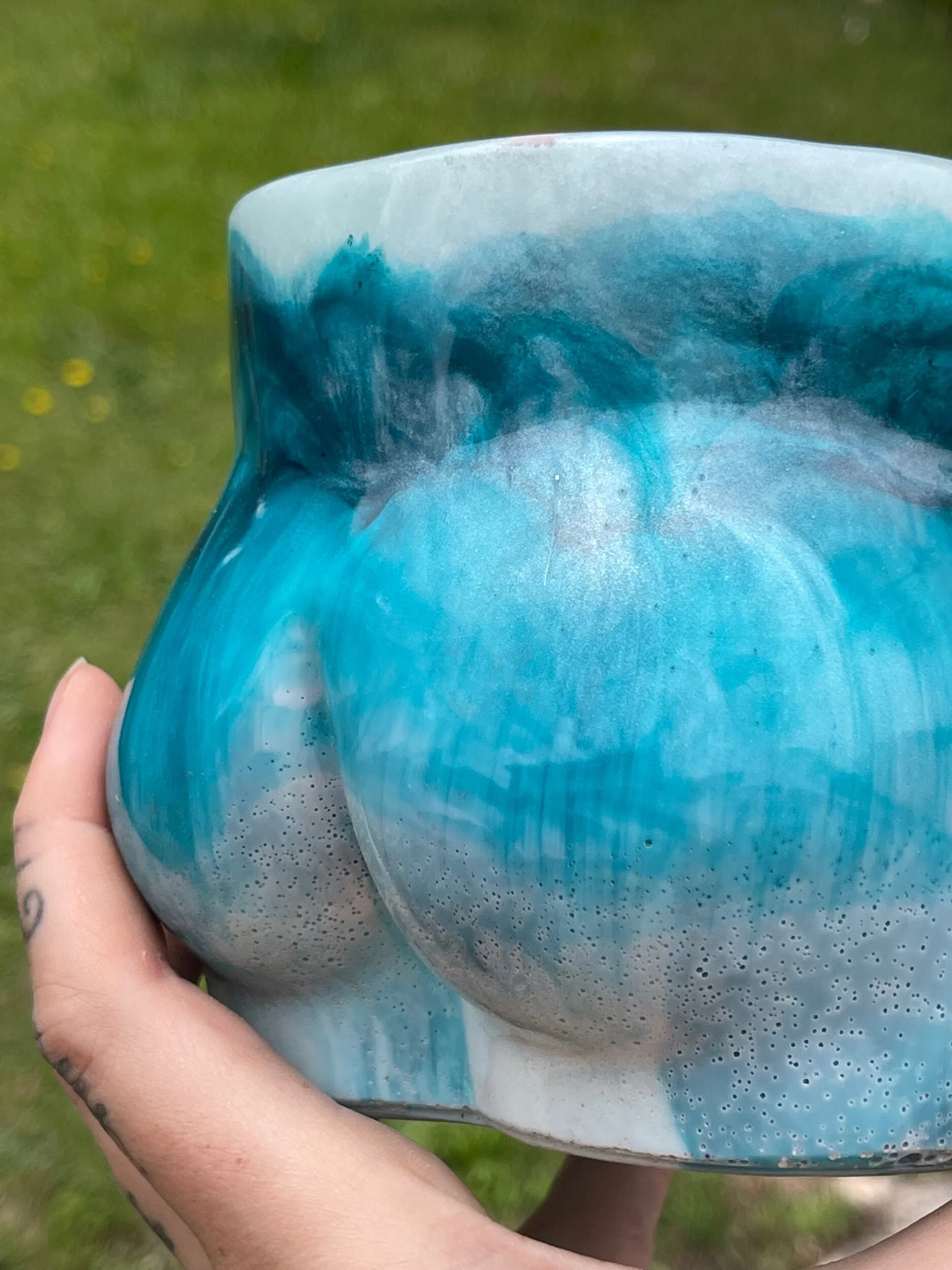 E3B2F309-F301-4E12-89C0-40FEB6E365FA