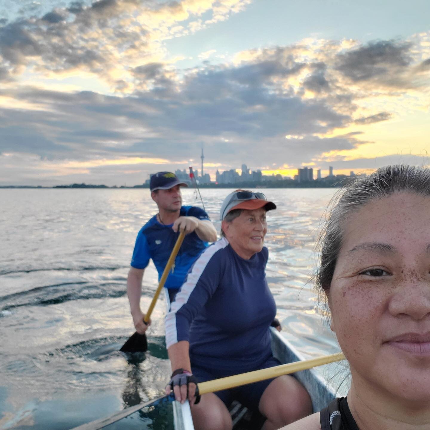 Yesterday morning 6am was my first OC6 paddle back with Maka Koa. It felt so good 😊 and such a great way to experience TO at sunrise