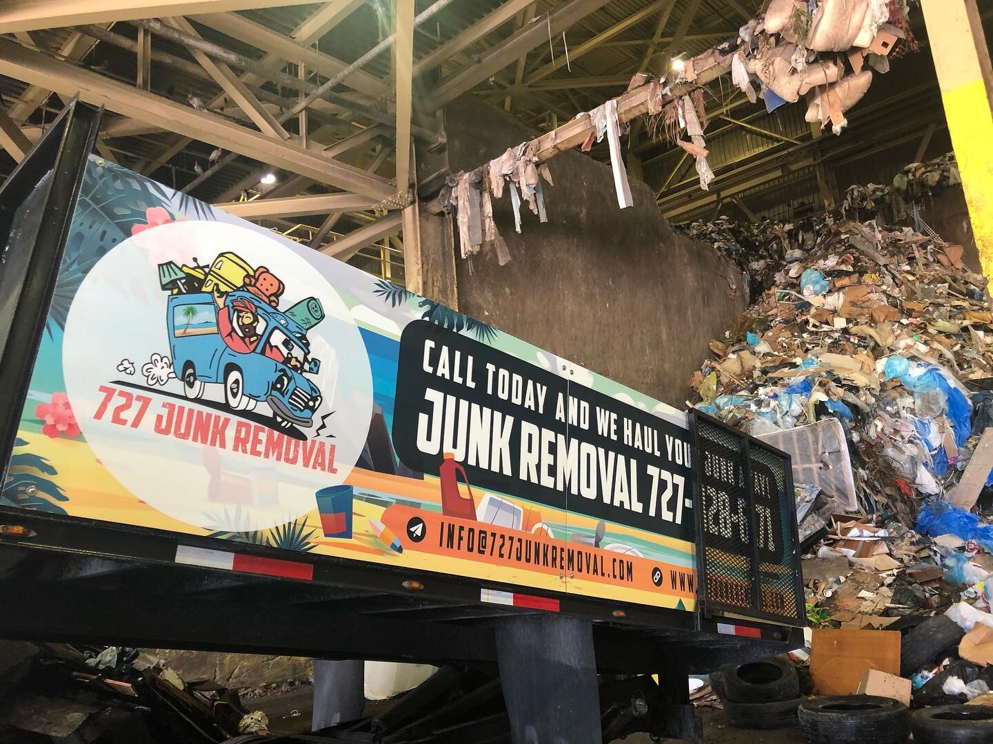 Feeling a little trashy? Call us, we got the solution to the pollution. 🚂 🗑
&bull;
📲 Call For Instant Quote!
(727) 828-6171
&bull;
Call today for a FREE quote to haul your junk. Services starting as low as $99 including dump fees.
&bull;
What&rsqu
