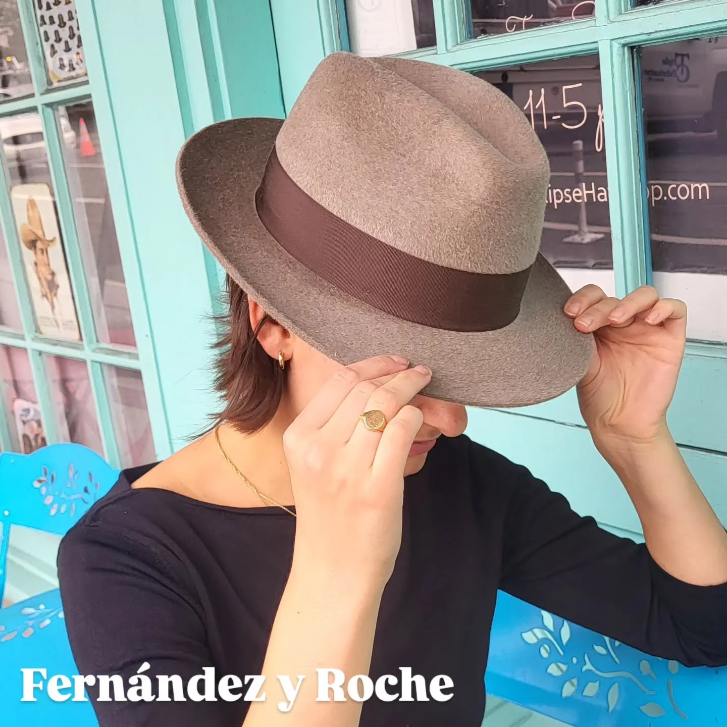 Fern&aacute;ndez y Roche from Sevilla, Spain. @fernandezyroche_hats 

Thank you to our awesome rep Brian! @the_proper_hatter 

Still unpacking these at the shop. More pictures to come!