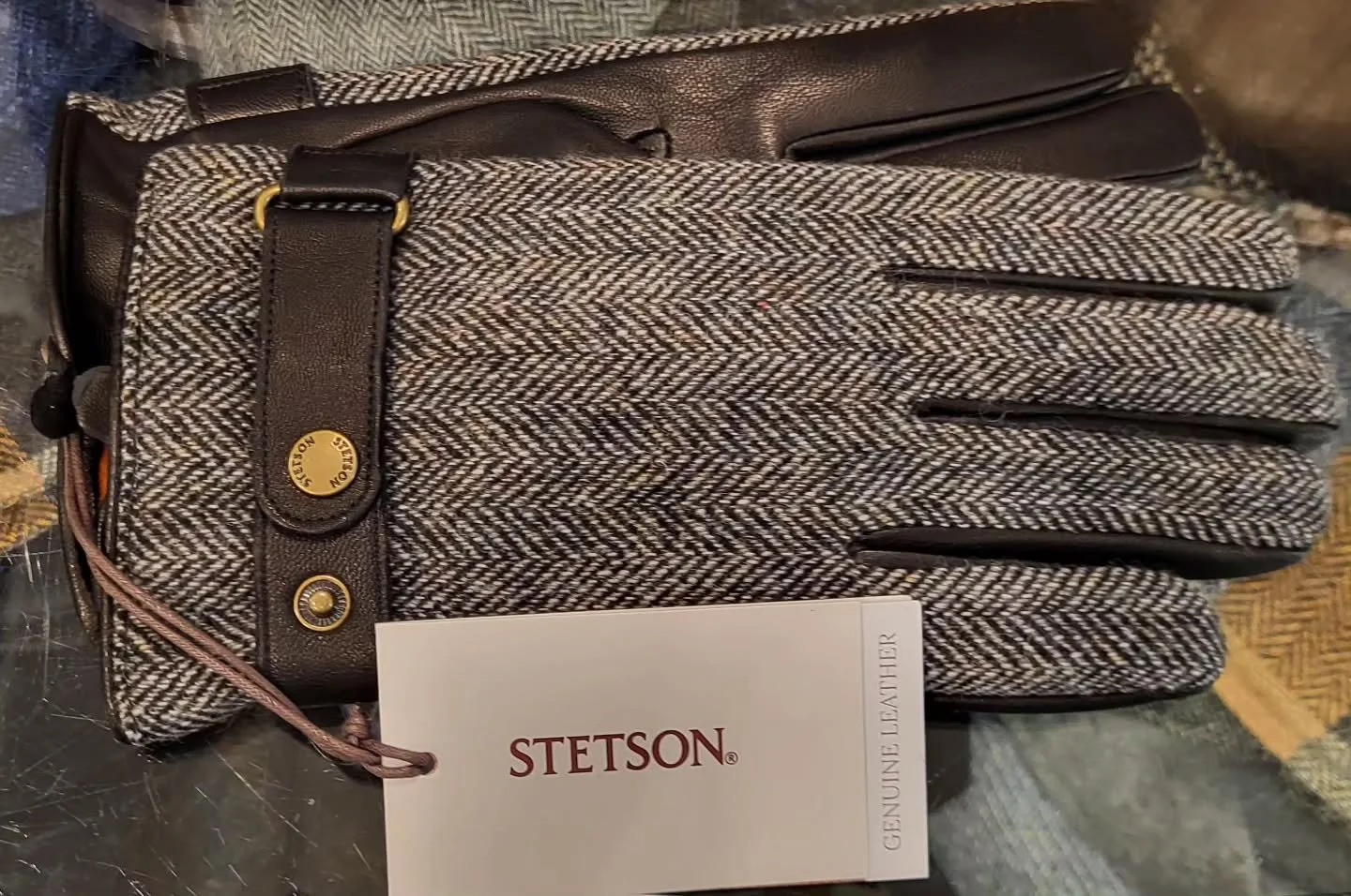 Stetson Europe Gloves have arrived
For many years we could not buy these in the US
Now we can! Stetson Europe
3 styles