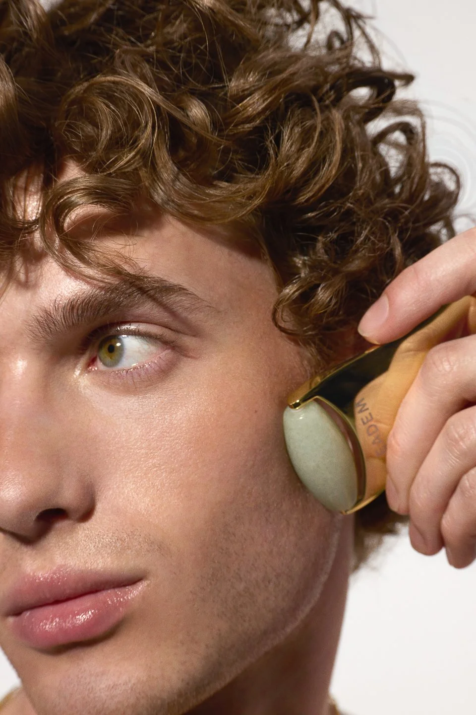 Men'sSummerBeauty_SkinCareFocused-3.jpg