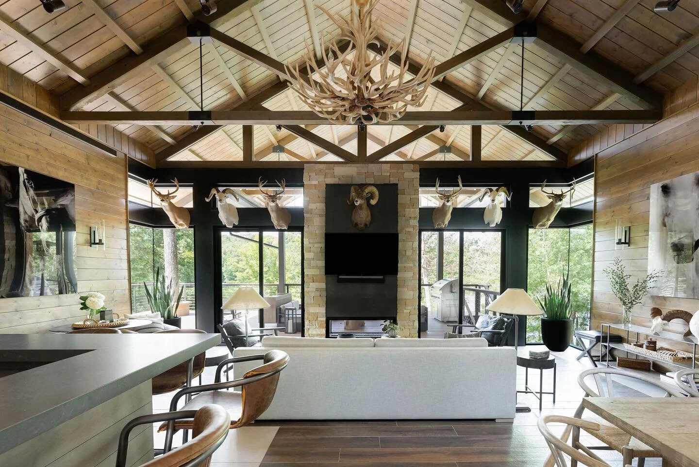 A warm place to gather in this Kentucky family lodge.