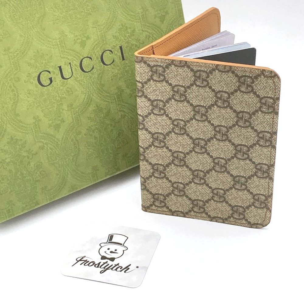 Gucci Logo Passport Cover