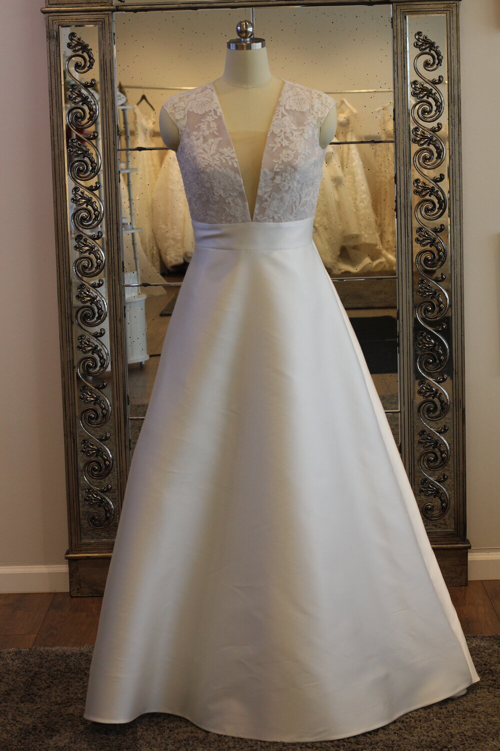 L'amour Bridal - L'amour Bridal - Stunning Wedding Dresses and Bridal Gowns  Online
