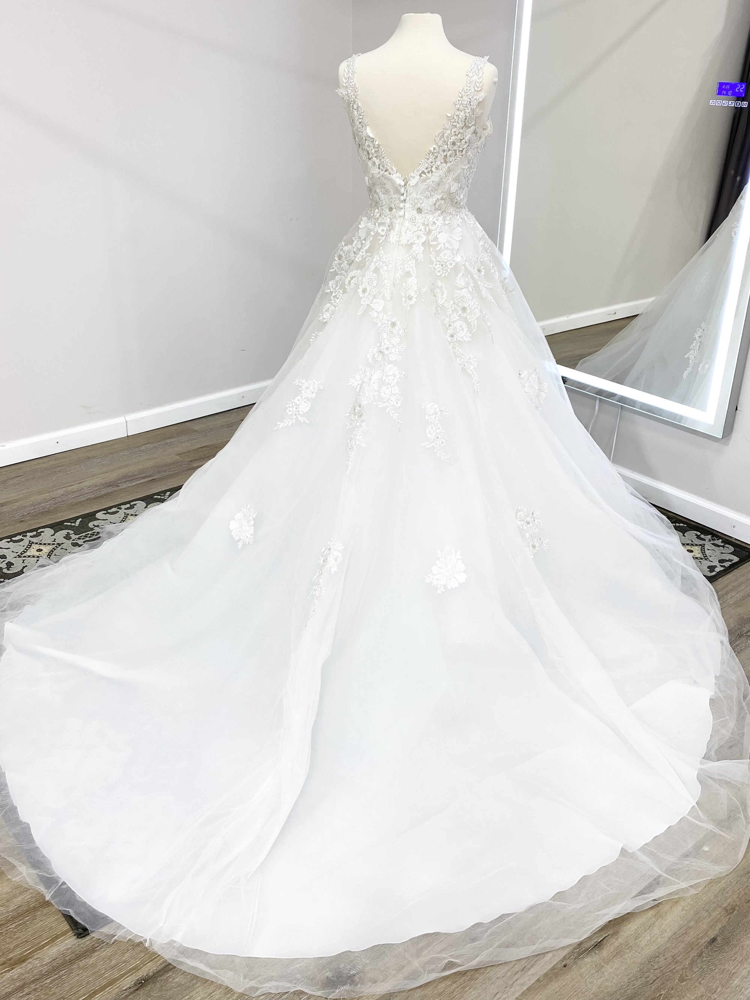 Wedding Gown In Chennai | Bridal Frock Shop In Chennai | Christian wedding  gowns, Christian wedding dress, Wedding gowns online