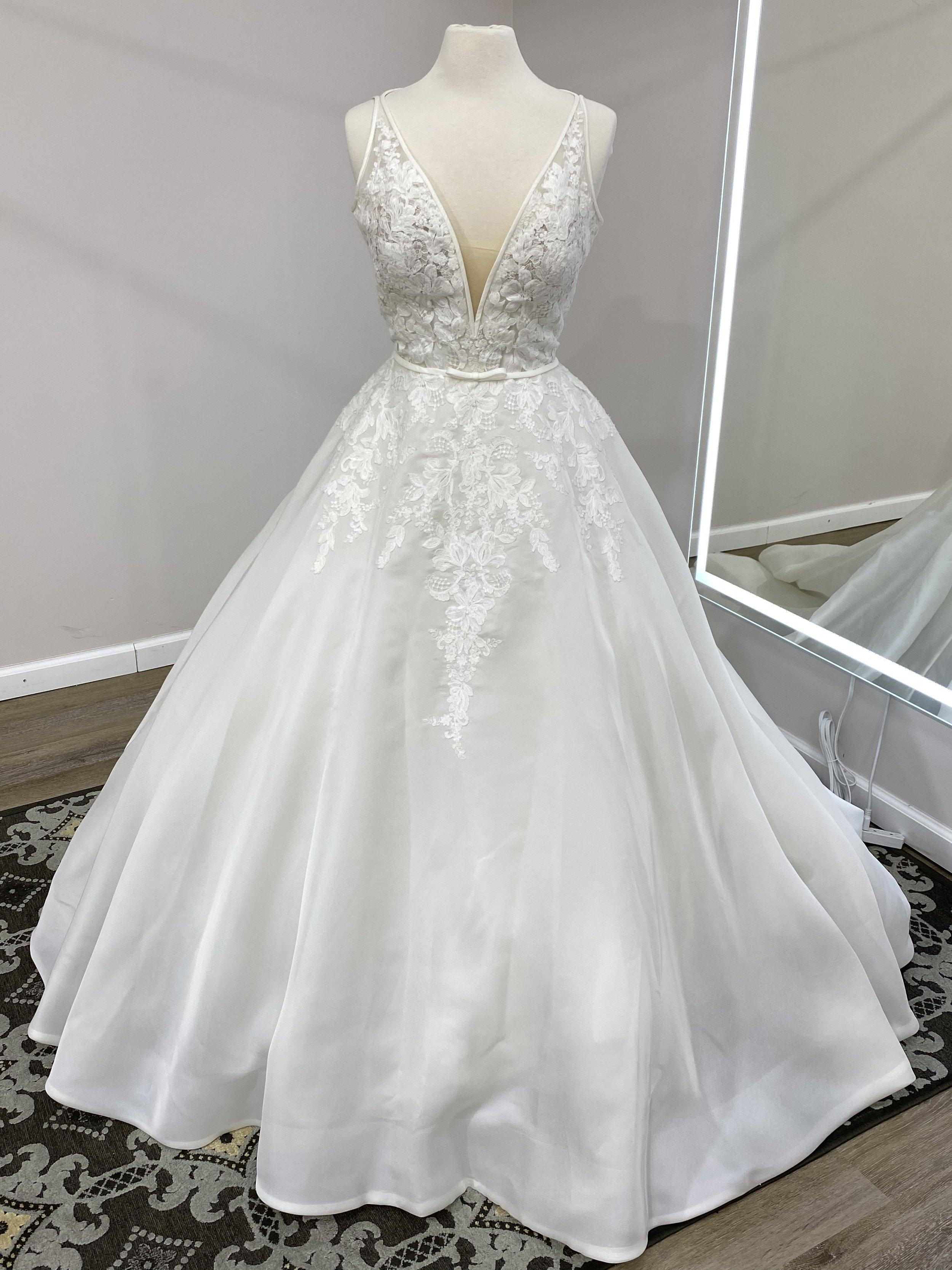 What is the purpose of a custom wedding gown? — Estelle Bridal