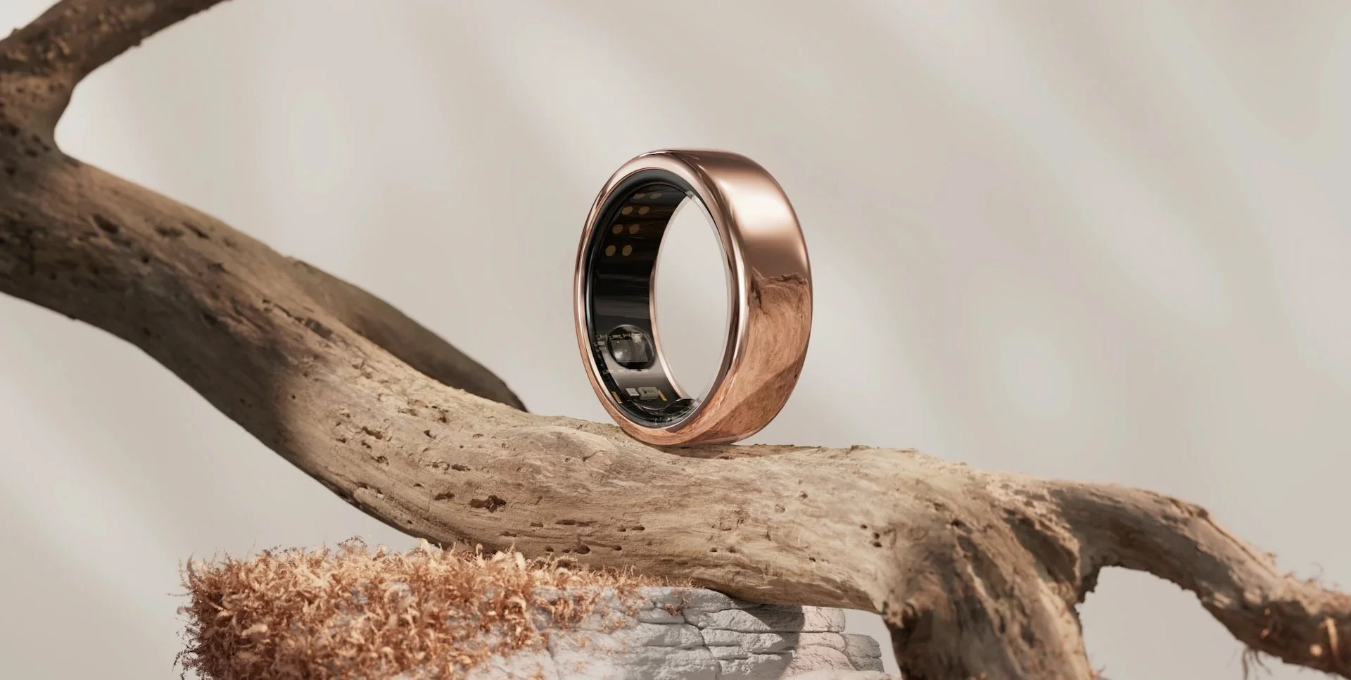 Oura Ring (Rose Gold)