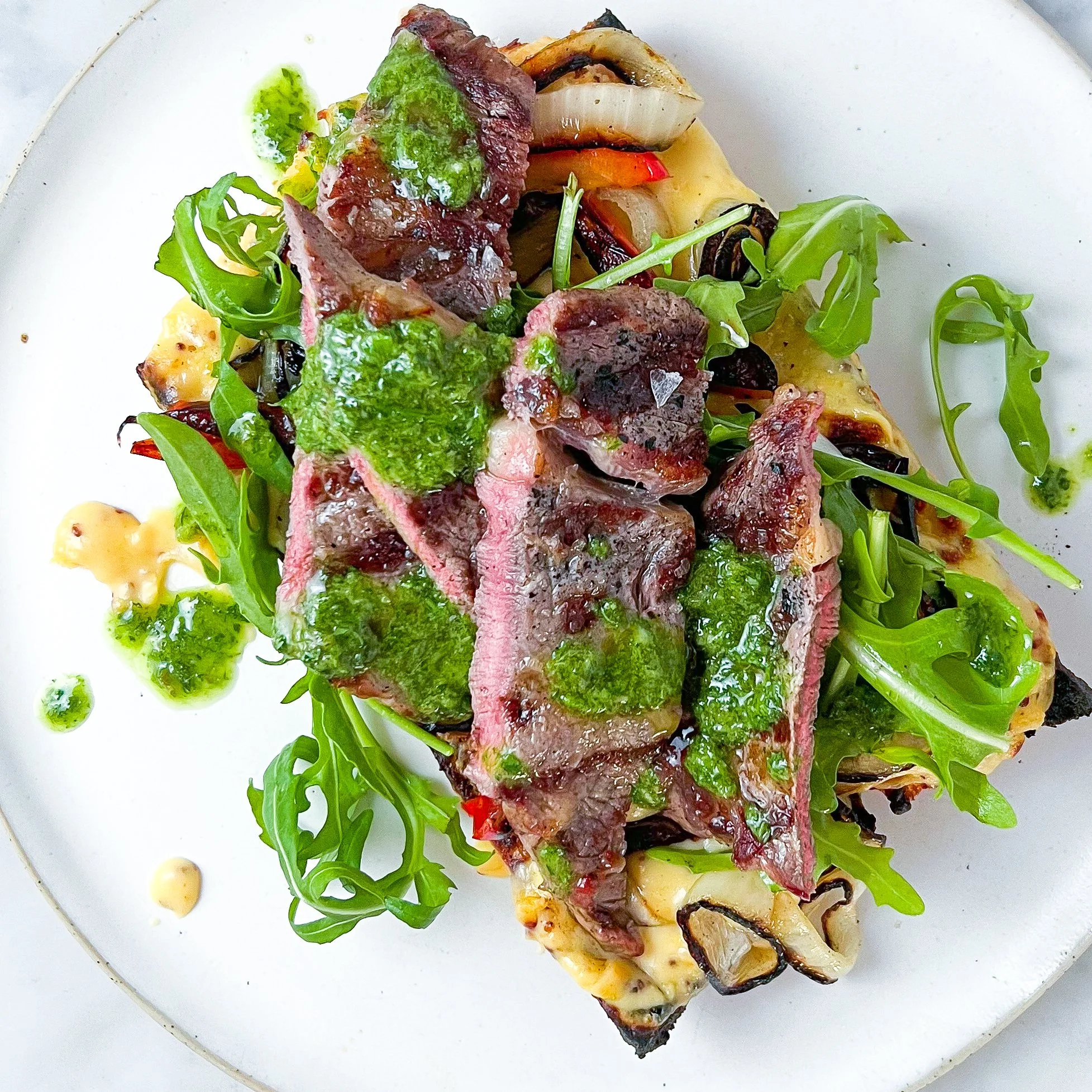 Steak Sambo With Mustard Beshy