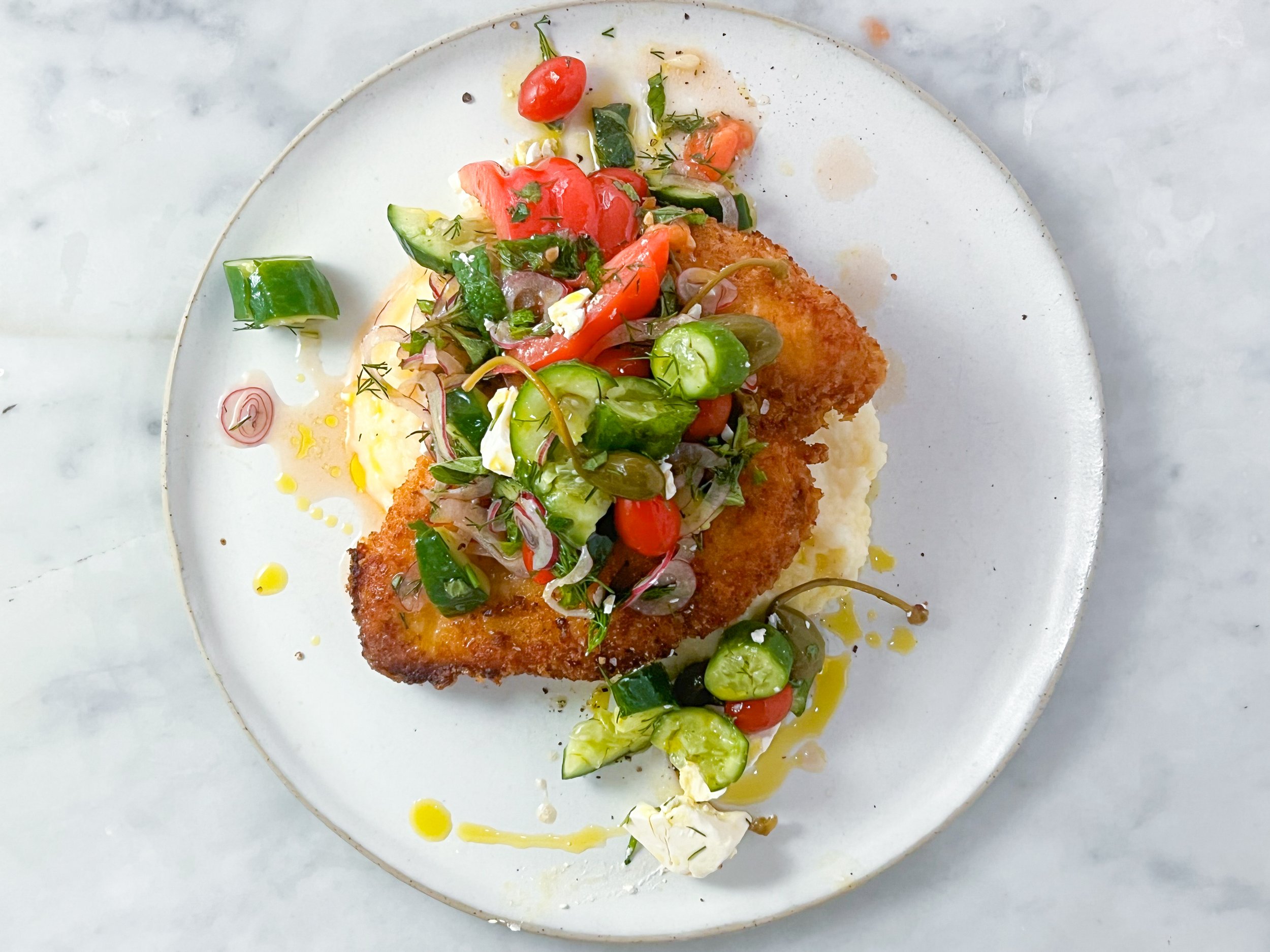 Schnitty &amp; Smashed Greek Salad