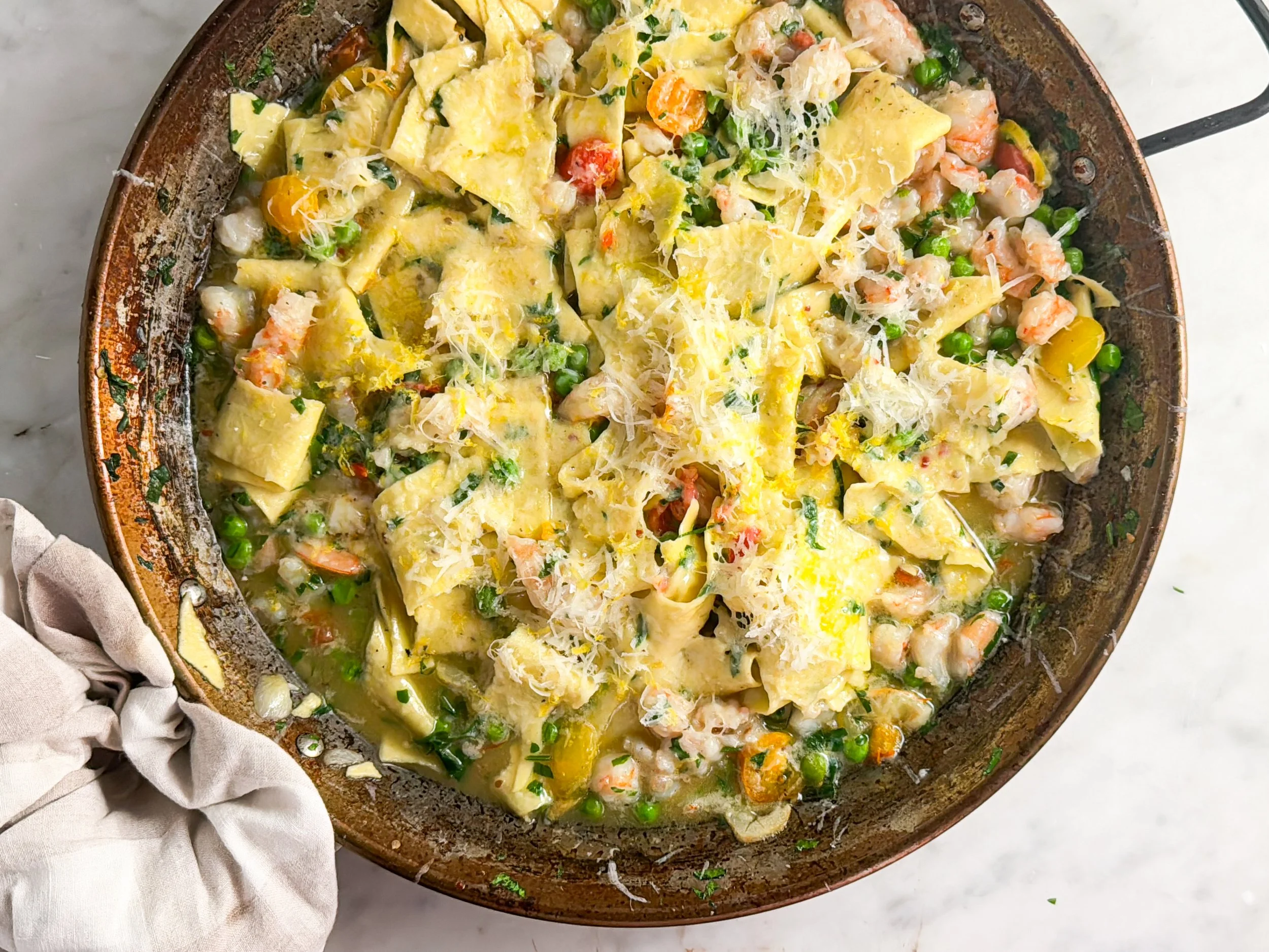 Rag Pasta With Peas and Prawns