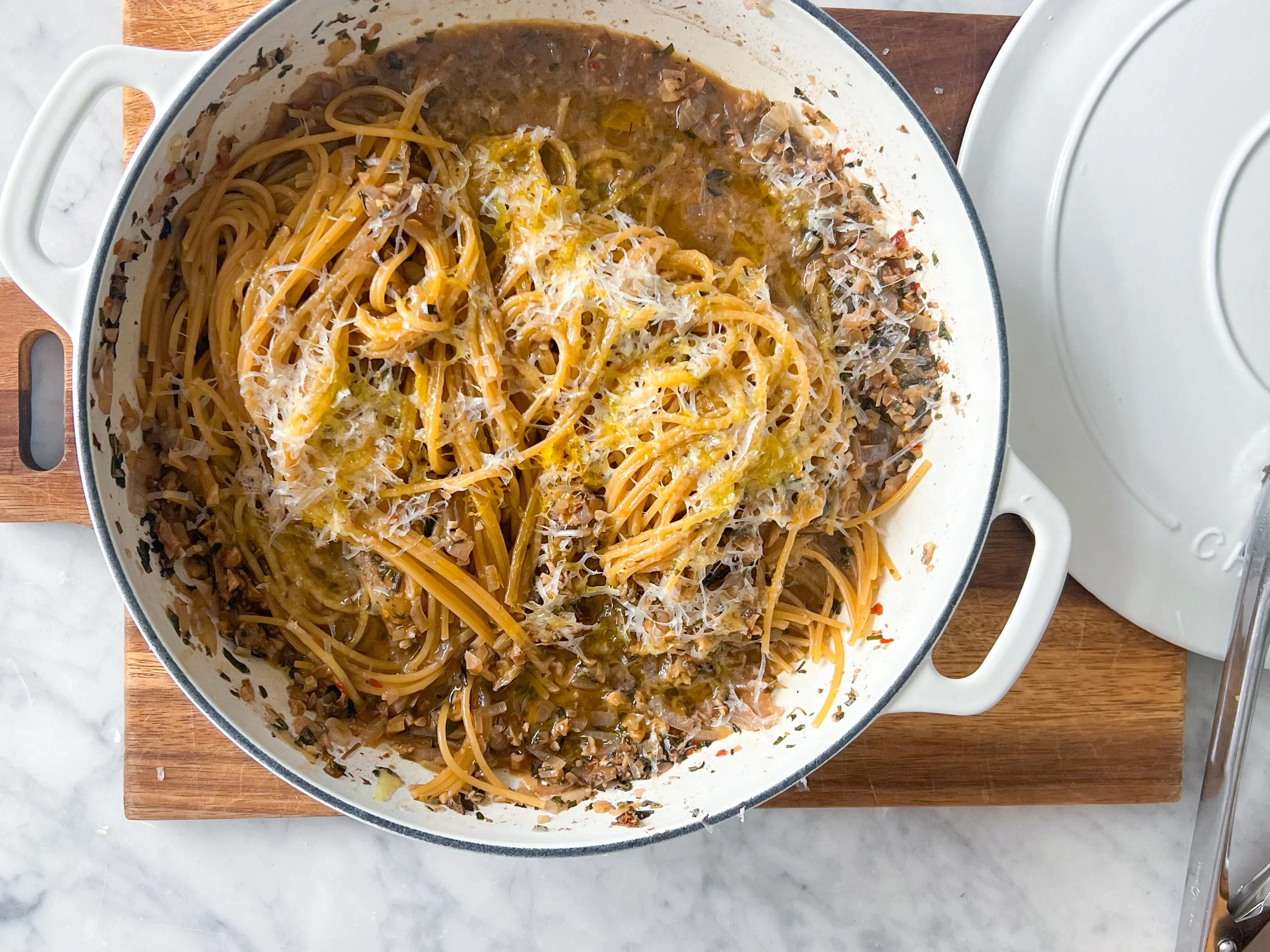 Mushroom &amp; Walnut Spaghetti