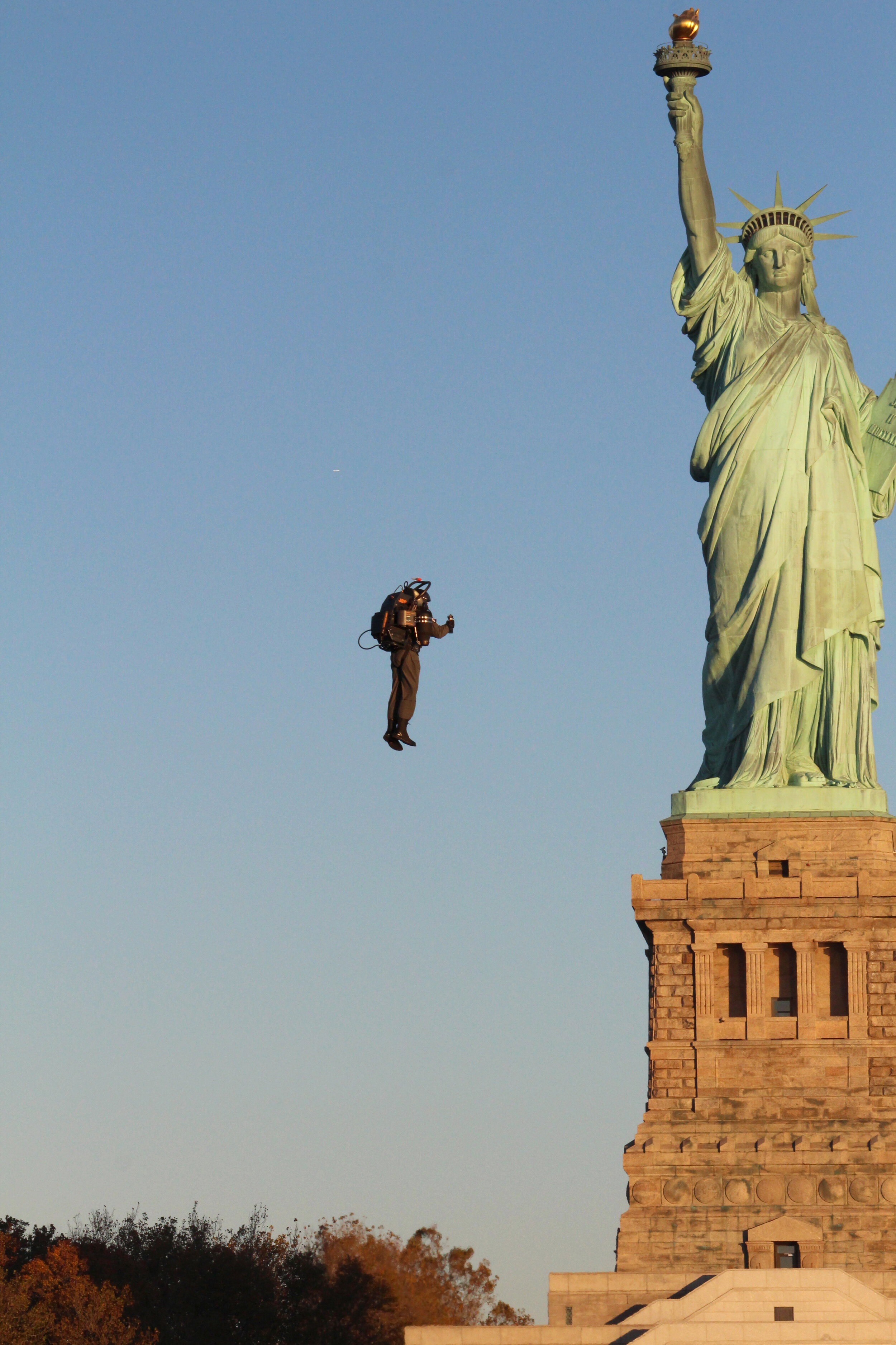 11. Maiden flight Statue of Liberty.JPG