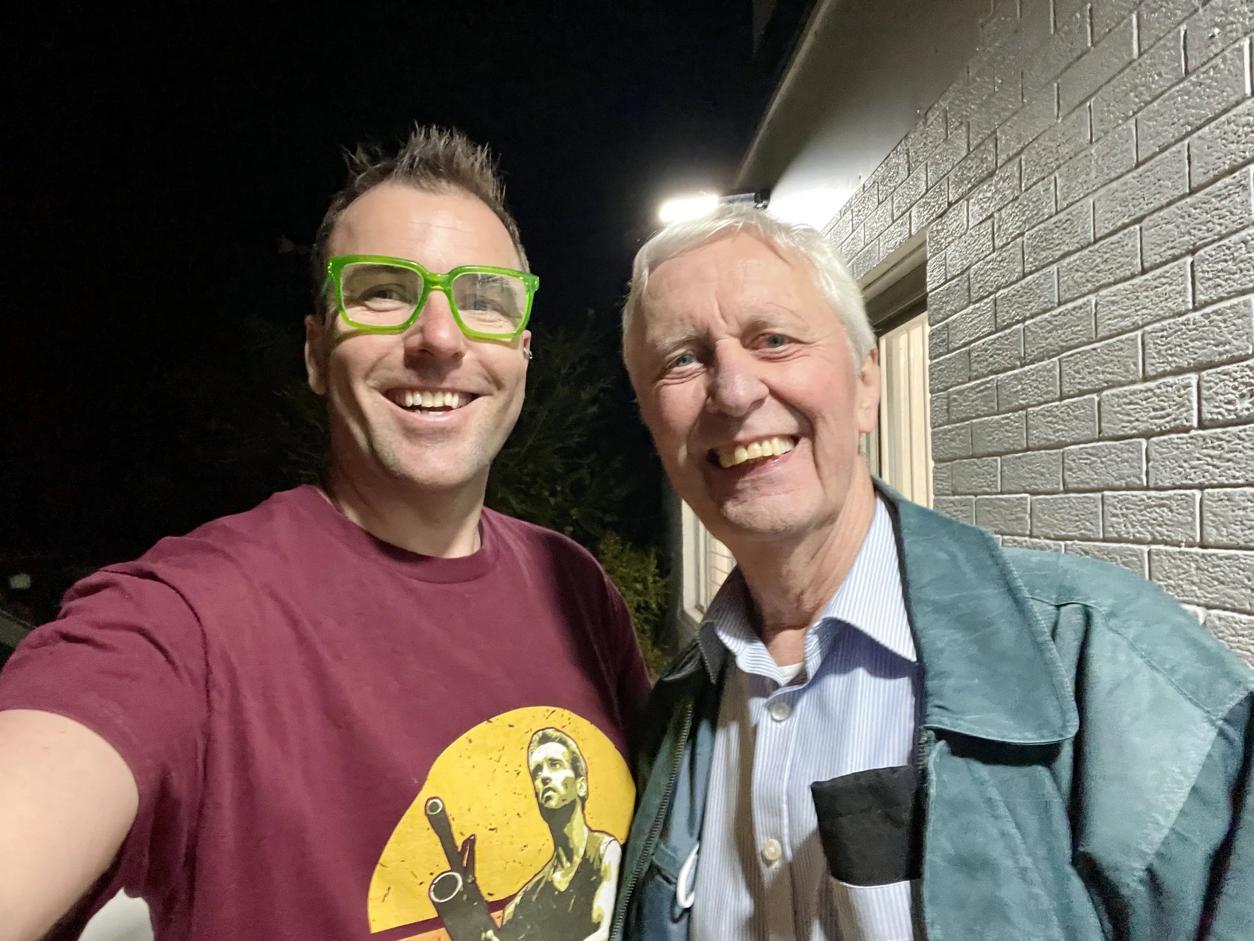 Alien Echo shoot 2 selfies Mark Regan  11.jpg