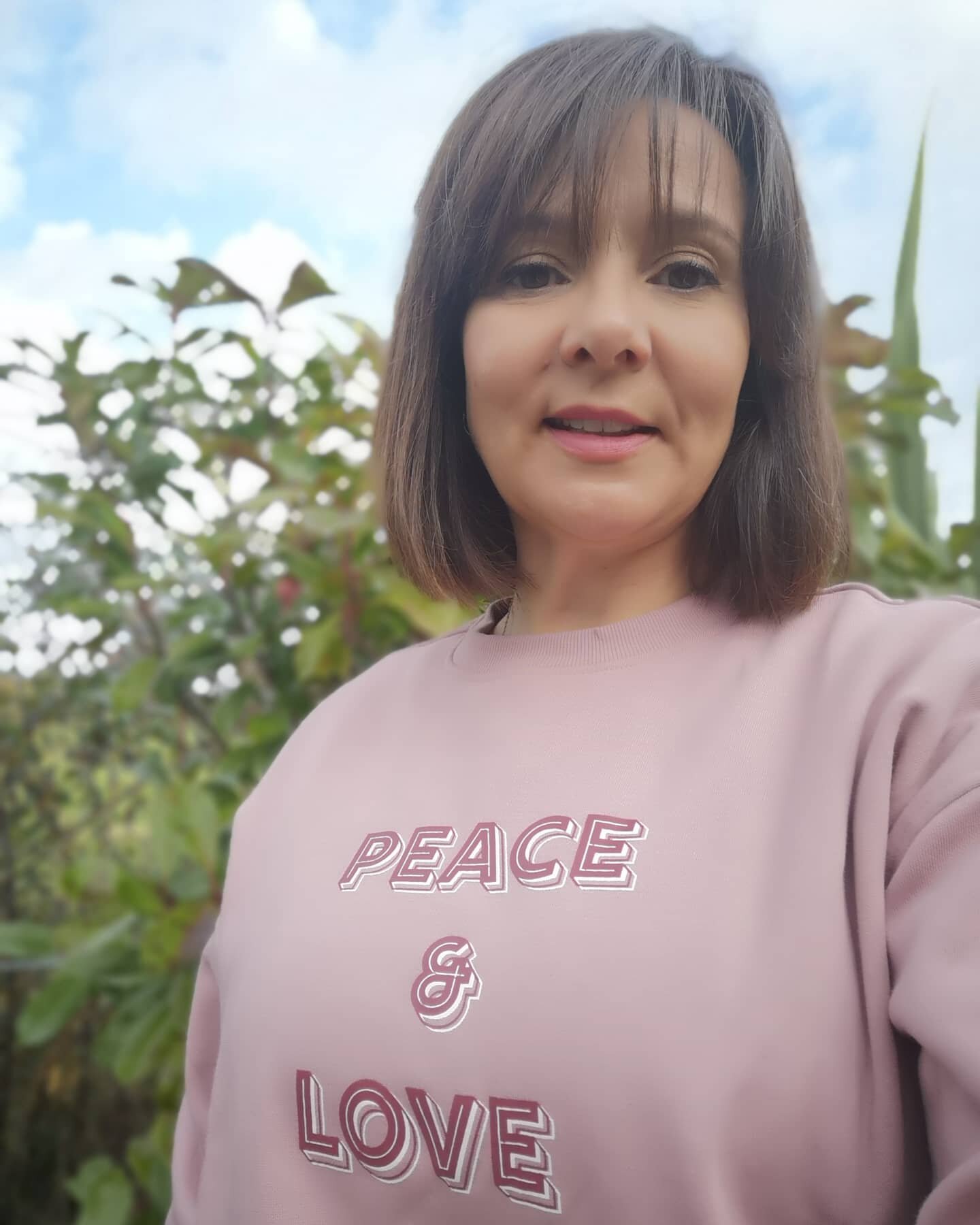 What we all need now is a lot more love &amp; peace. Just like charity it begins at home. Be loving to yourself and you'll be more peaceful, then you can spread the love around.
Love this new sweatshirt from #primarkuk
#reminder #beloving #loveandpea