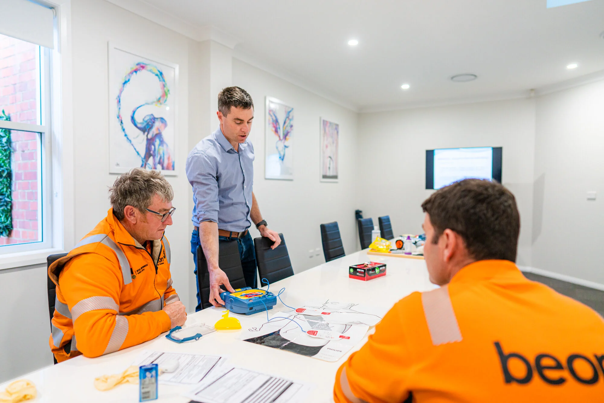 First Aid Course & CPR Training Wagga Wagga — Higgins Training Solutions