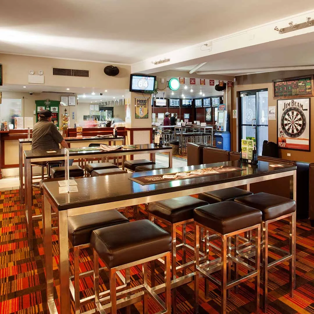 Eat-Supp Content-Sports Bar-Square.jpg