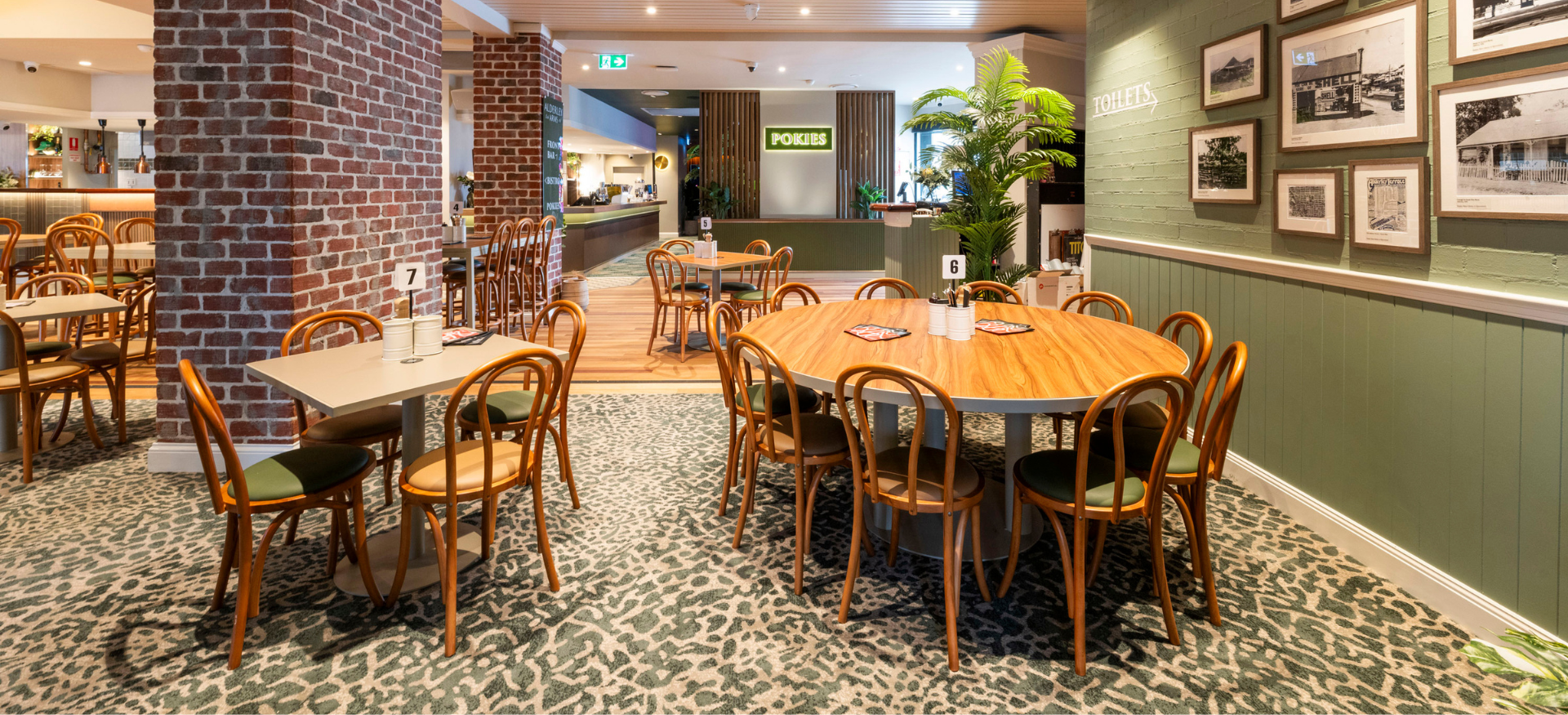 Alderley Arms Background (2).png