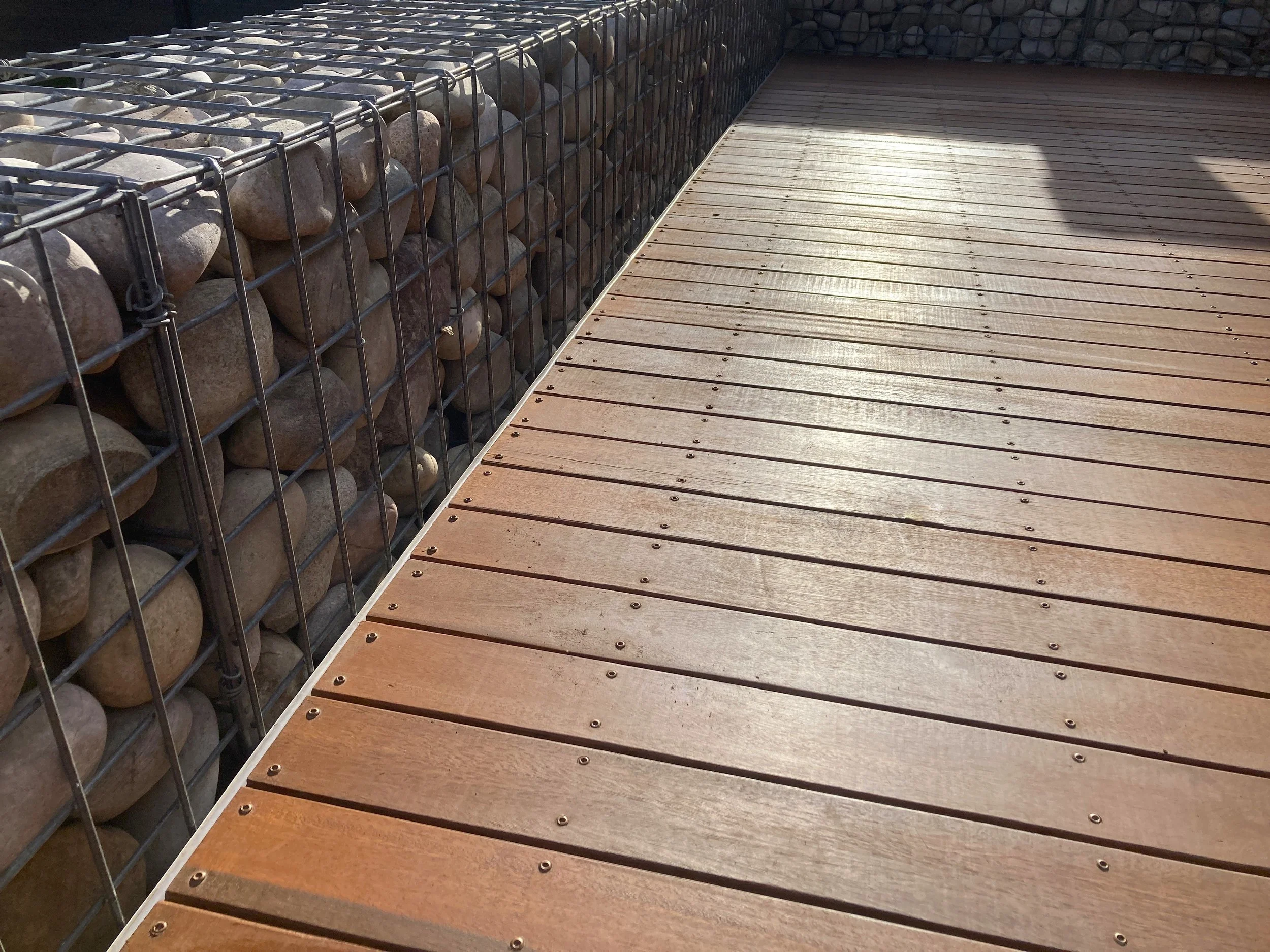 Rufford Garden Design Decking with Gabion edging.jpg