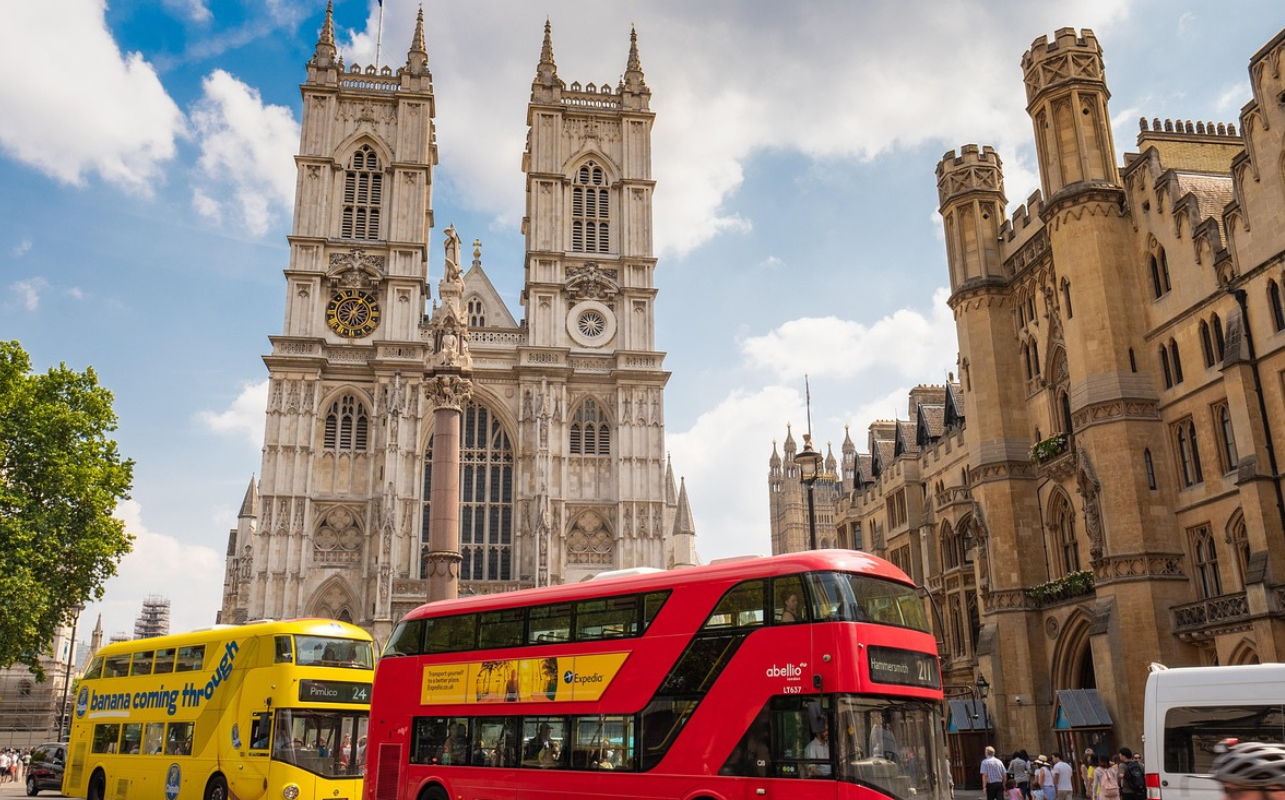 London Sightseeing Walking Tour at Westminster Abbey