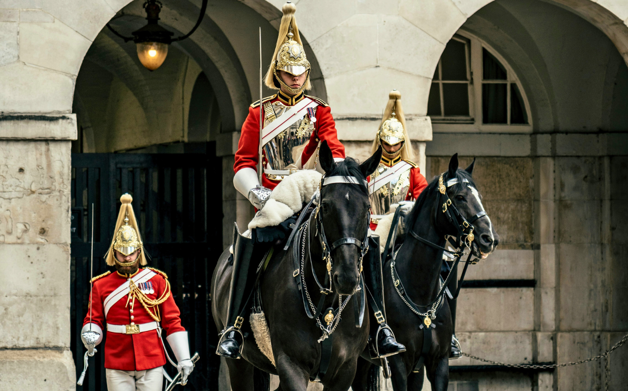 Changing of the Guard Walking Tour with the Royal Horse Guards at Horse Guards Parade