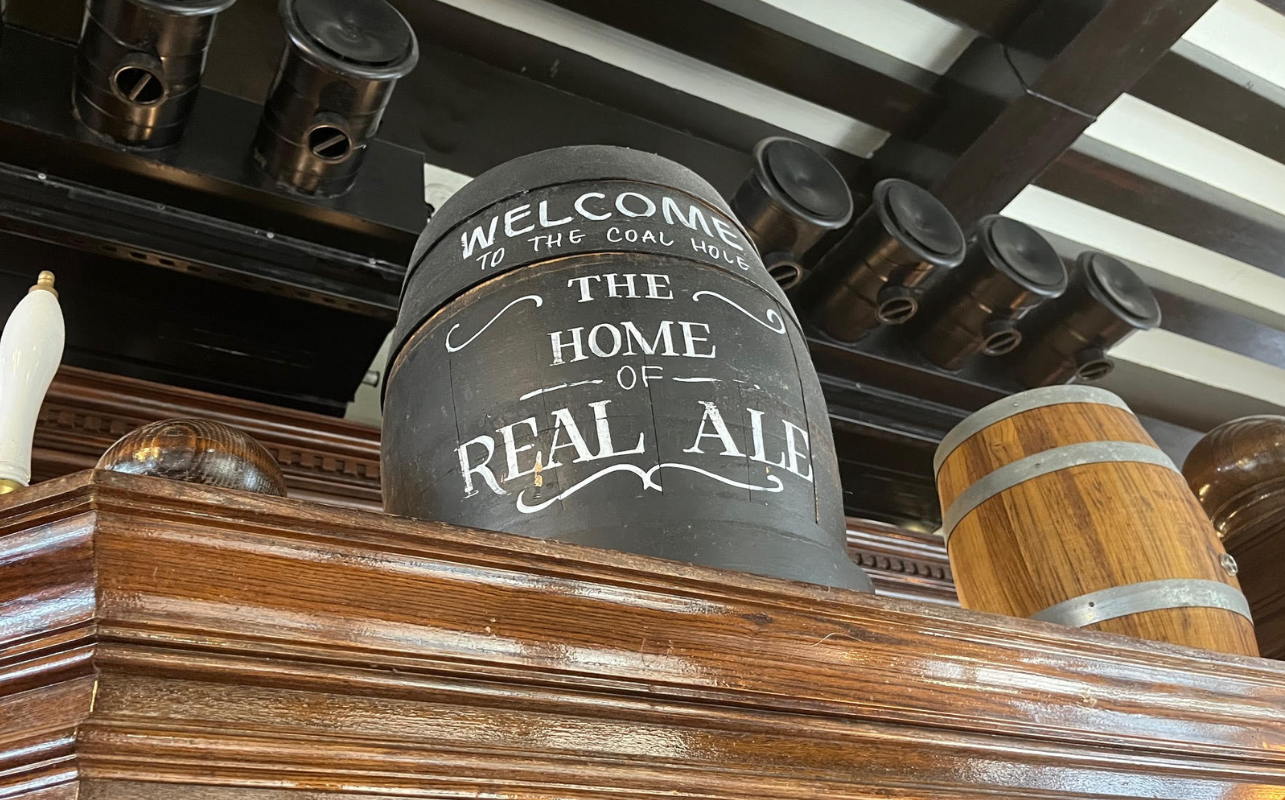 Historic London Pub Tour 7.png