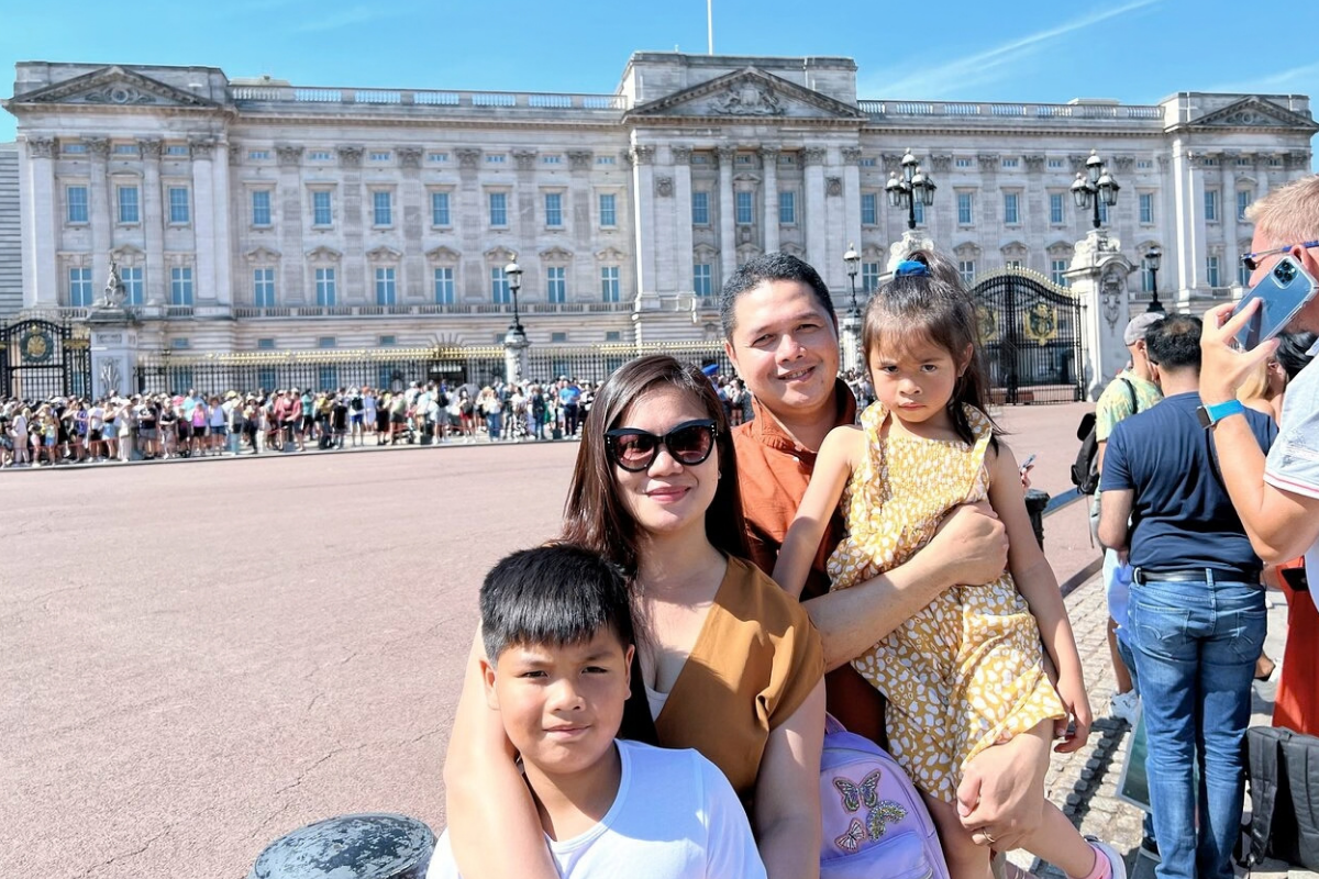 Guided London Sightseeing Walking Tour at Buckingham Palace