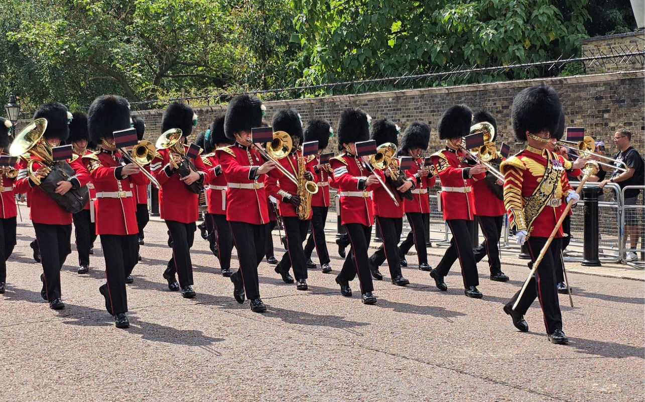 Changing of the Guard Tour at St James's Palace
