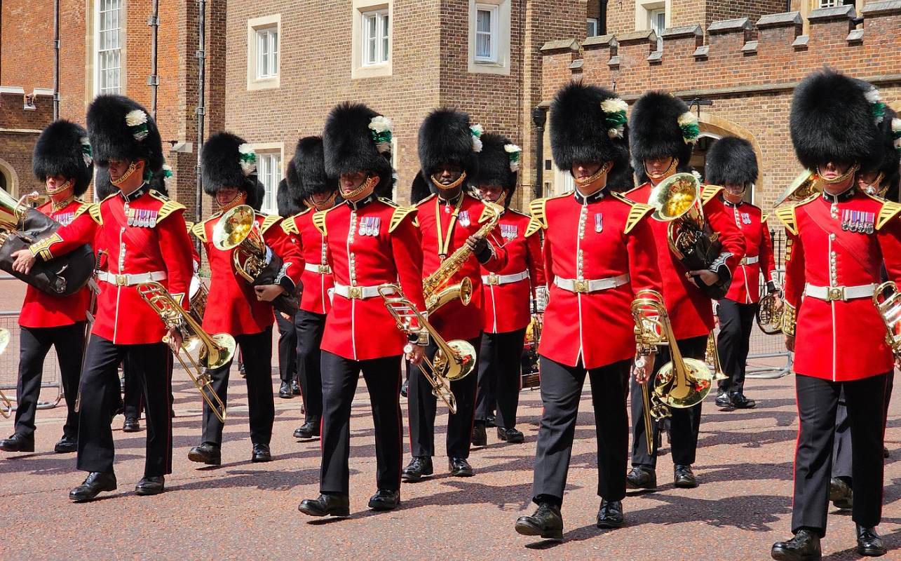 Changing of the Guard Tour at St James's Palace in London