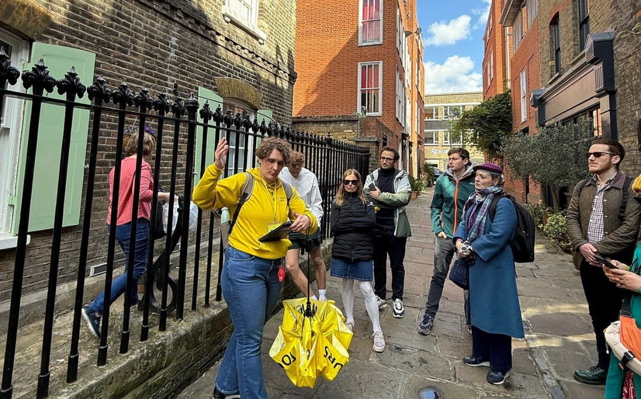 Jack The Ripper Tour Guide London