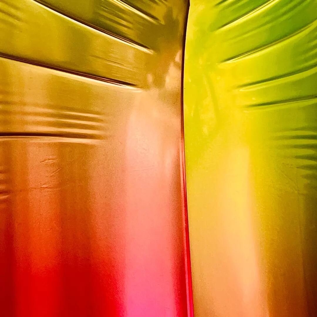 Tight Squeeze.
​
​
​
​
​#abstractartphotography #abstractphotos #abstractphotographer #abstractphotoart #abstractphotography #artabstrait #1_unlimited #abstractartphoto #minimal_lookup #darkmobs #burndiary #arte_minimal #artinfo #aestheticamagazine #