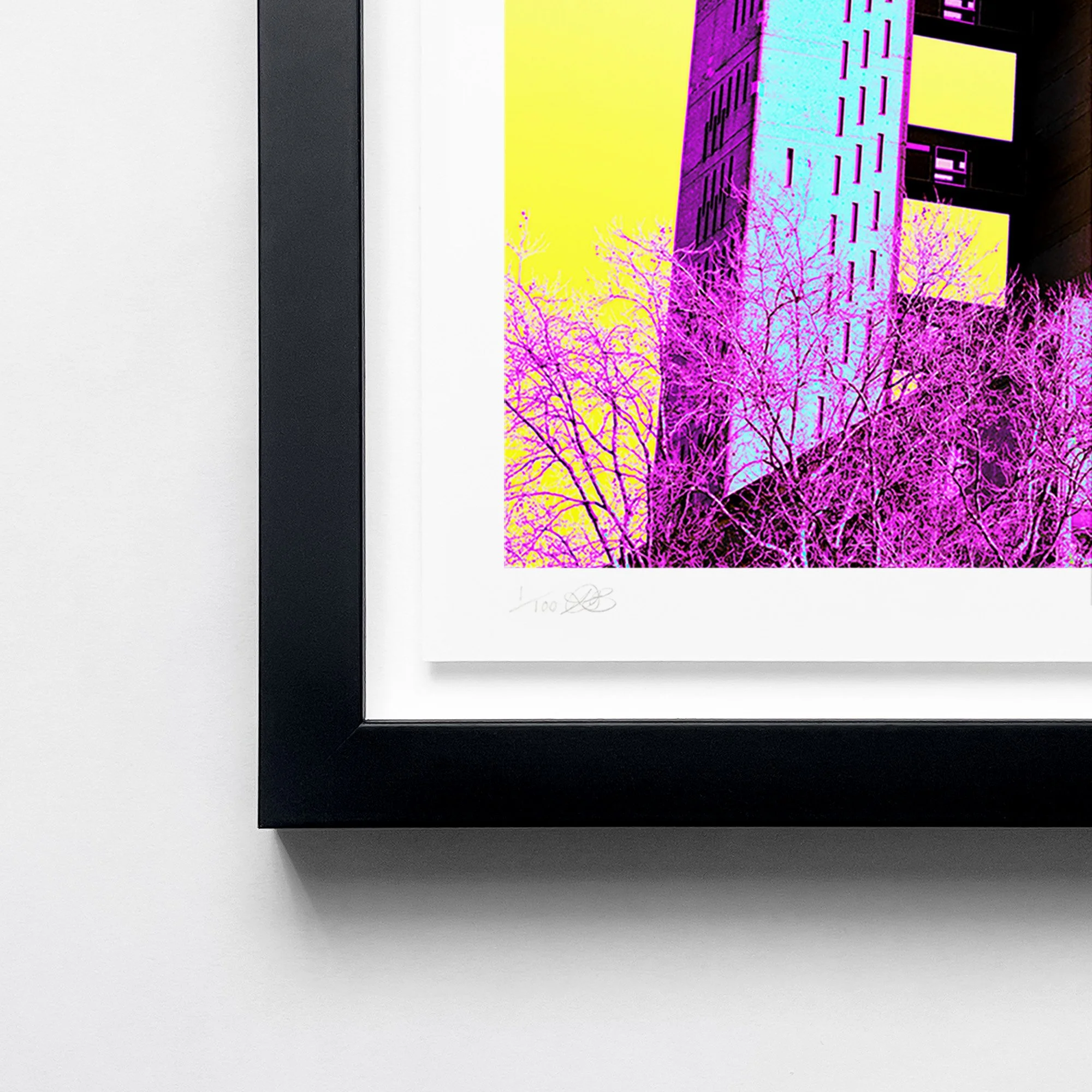 BLACK Frame Corner Straight Psychedelic Trellick.jpg