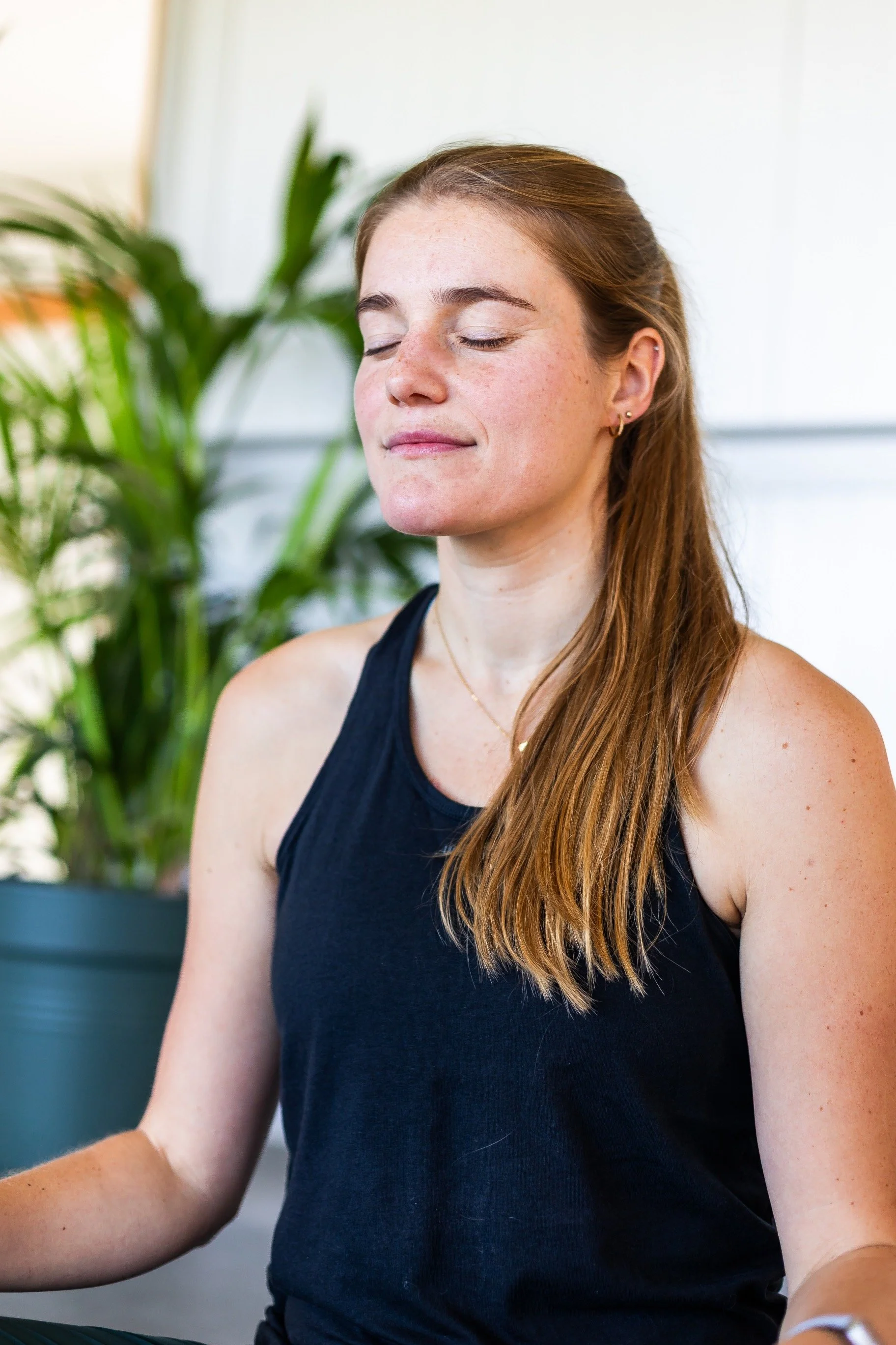 How I Structure My Yoga Classes: A Nervous System-Informed Approach to Movement, Breath and Rest