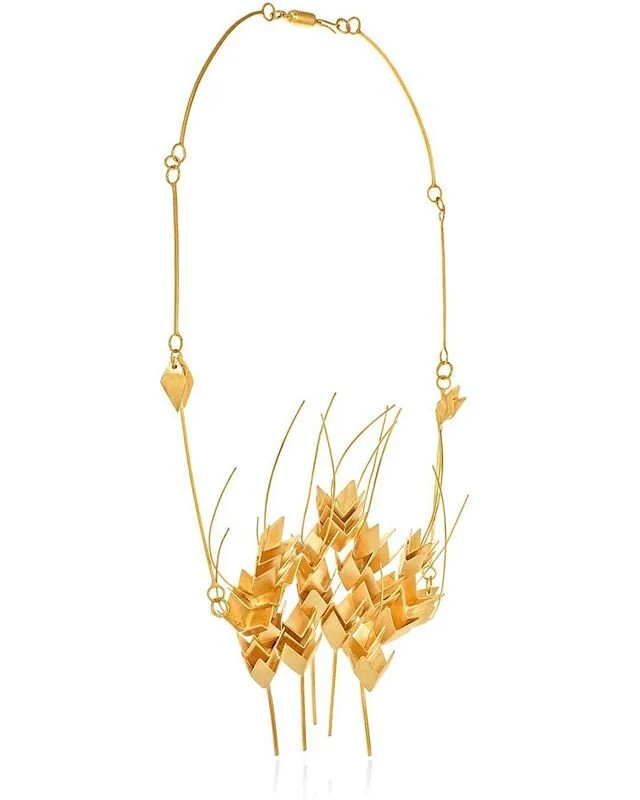 Anastasia Koutsampela @lefflowartstudio is an eminent attorney at law as well as a passionate, painter and designer of jewelry that lives and works in Larissa, Greece. Her jewelry captures and deals with human contact, conveys secret meanings, accept