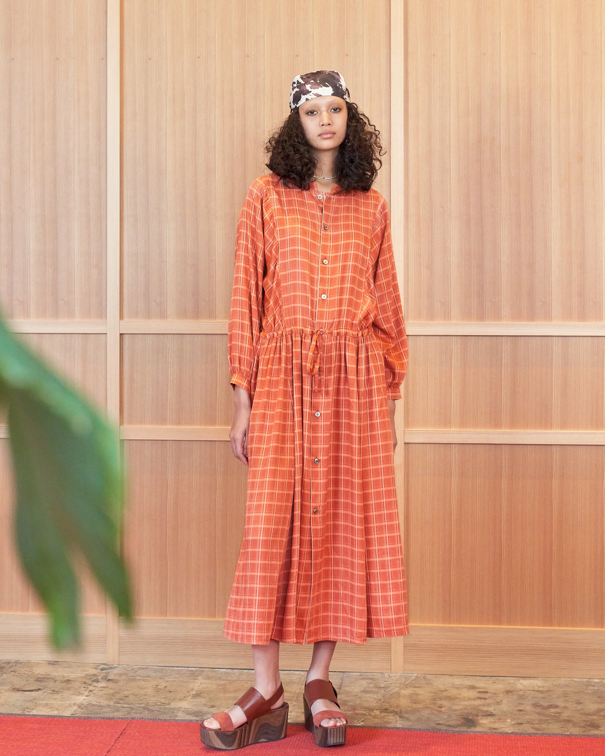 LOOK 1