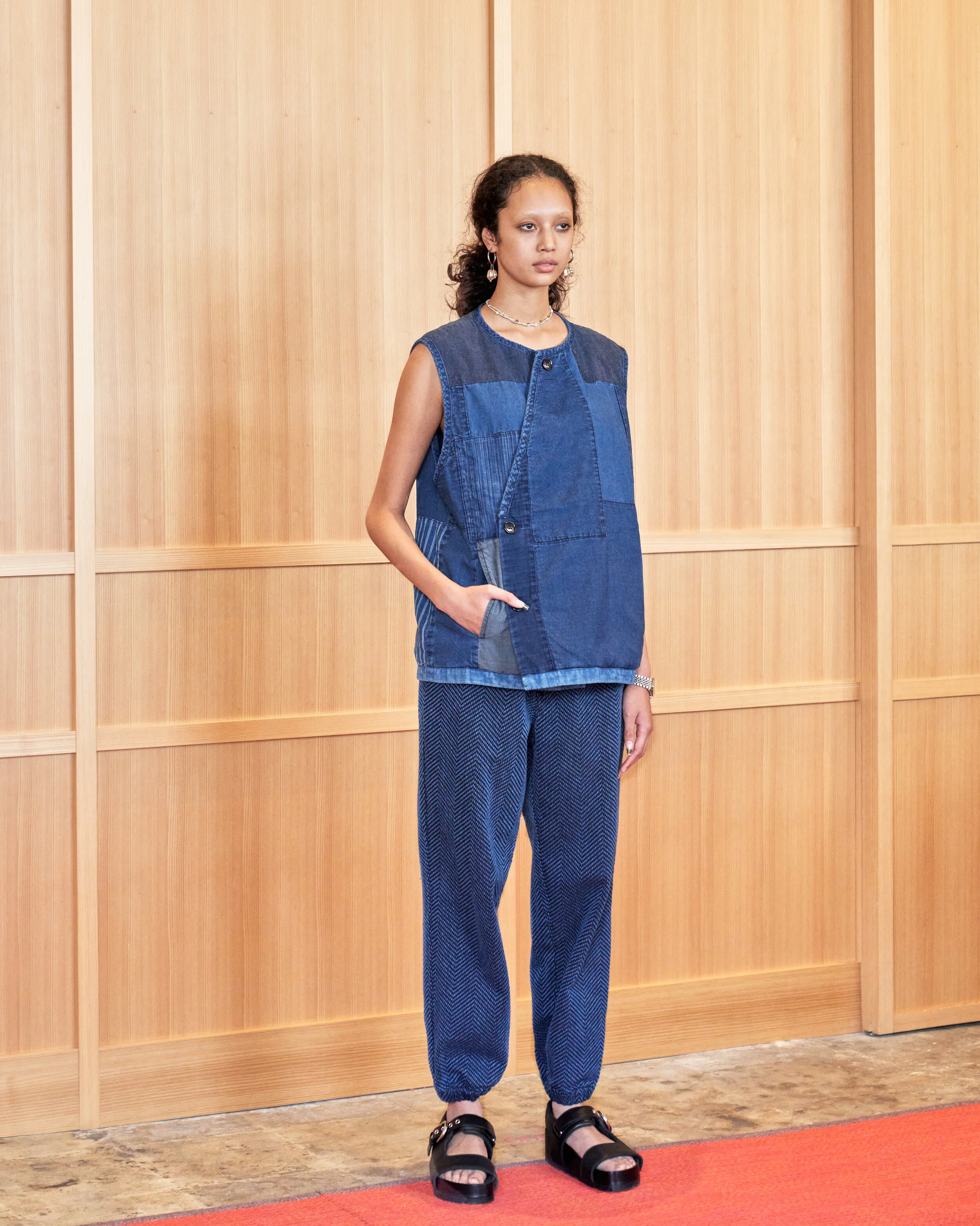 LOOK 5