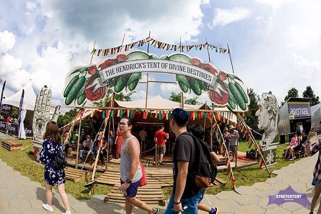 The ultimate festival setup for brands! Dress up your tent with colorful buntings and exciting prints for a visually impacting booth.⠀
⠀
📸 : A colorful, boho-inspired curiosity for Hendrick's Gin at Laneway and Garden Beats
⠀
#stretchtentsg #wegotyo