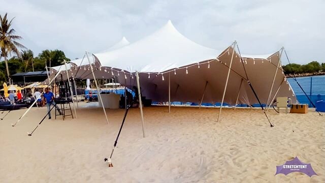Stretch tents can be pitched on almost ALL terrains!⠀
⠀
✔ Astroturf ✔ Concrete⠀
✔ Sand⠀
⠀
📸: Swipe to see our stretch tent at one of Tanjong Beach Club's lively get-togethers.⠀
⠀
#stretchtentsg #wegotyoucovered #stretchtents #bedouintent #freeformte