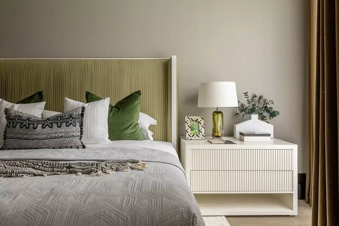 The second bedroom in our project at The Bryanston moves away from the blush palette and introduces fresh greens 🌿. 

However, ensuring both bedrooms work cohesively together, tones of creams and soft greys have been styled throughout. The pleats se