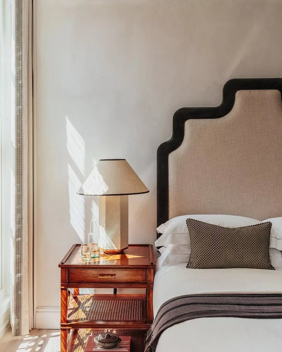 When CIT Group required a show residence that would allow buyers to immediately connect with the lifestyle at 36 &amp; 37 Hertford Street, they came to us.&nbsp;✨ 

Together, we designed a space that balances the timeless elegance of Mayfair with a m