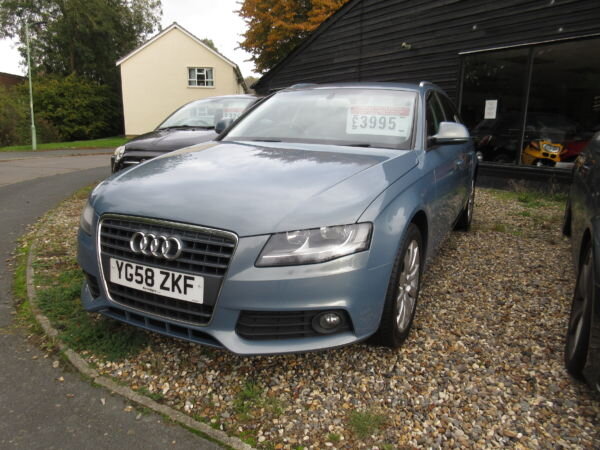 Audi A4 Avant 2.0 TDi SE Portfolio Item