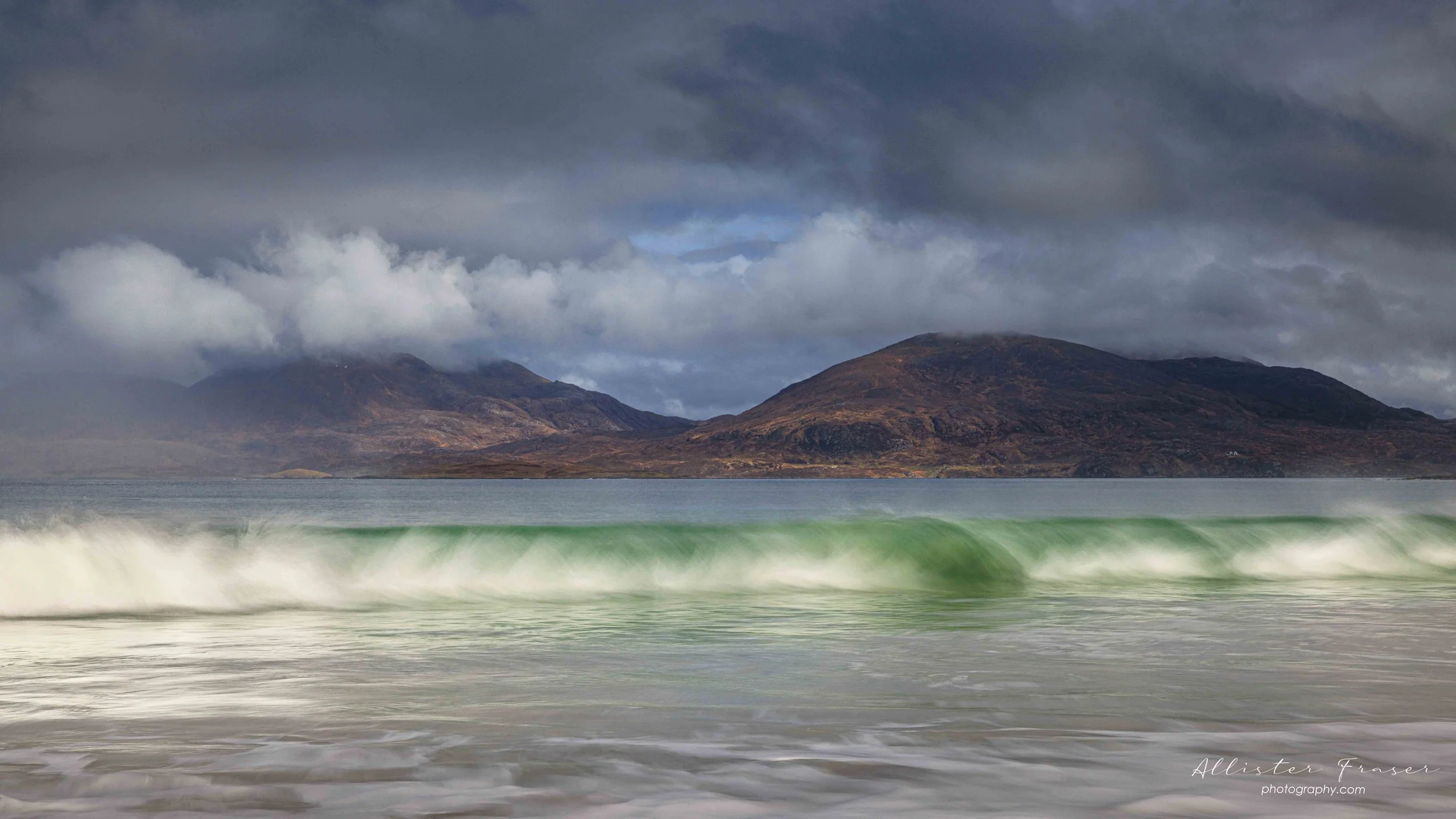 raincloud raid on the morning sun on luskintyre beach, march 2023