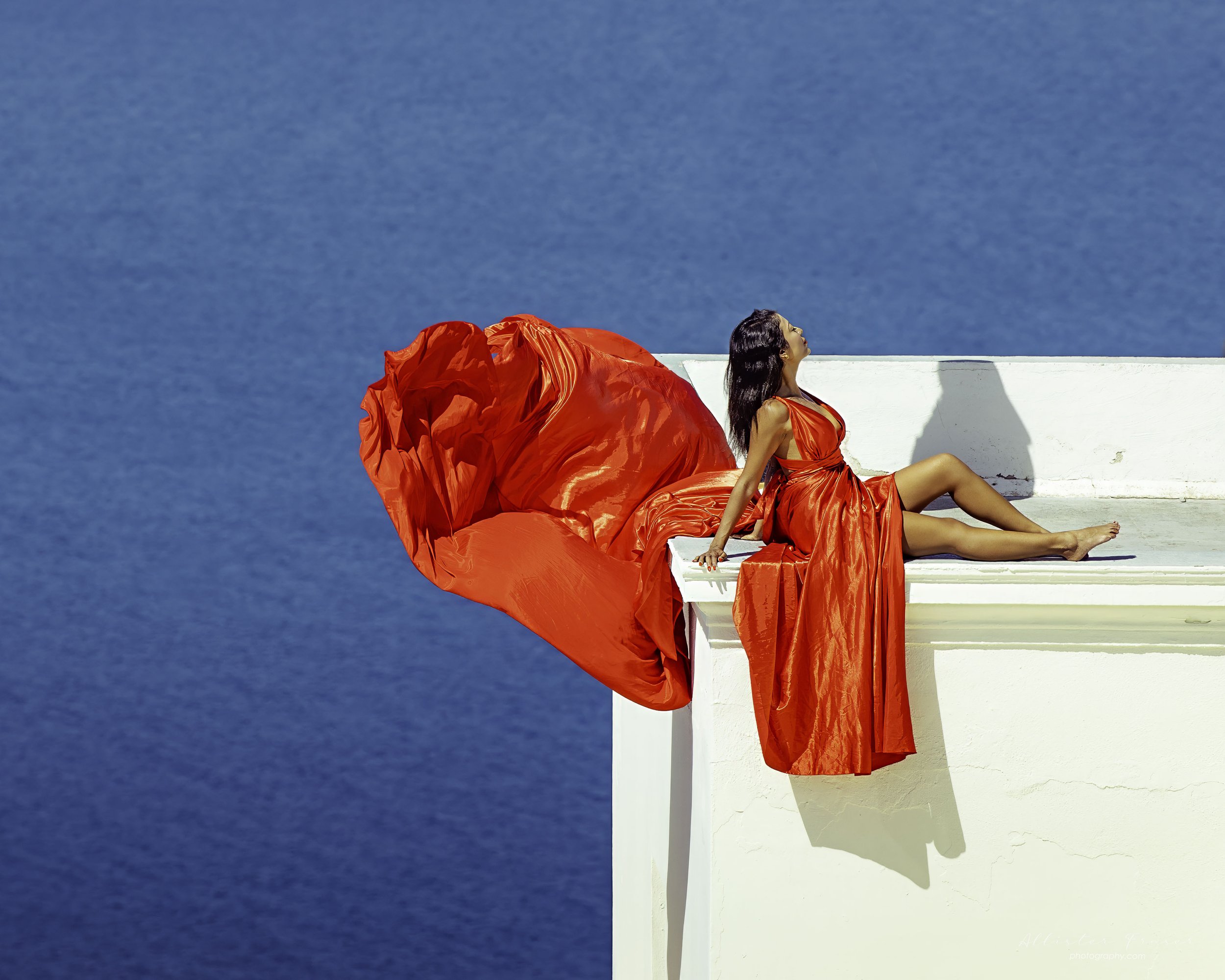 model shoot amidst the rooftops in Imerovigli
