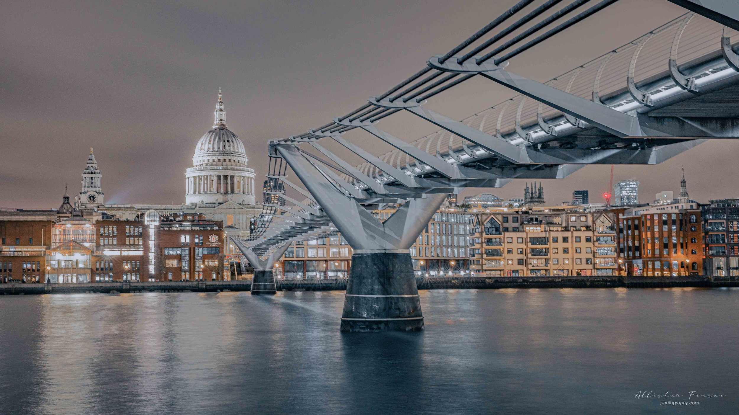 millenium bridge leading all the way to st pauls
