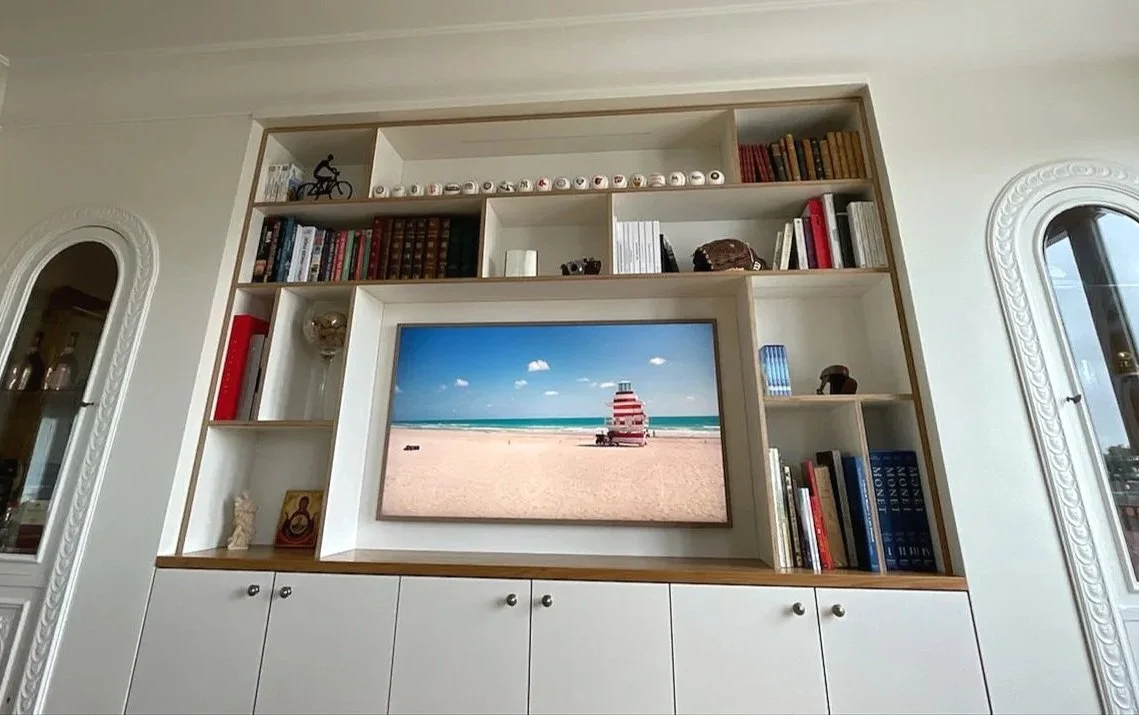 RANGEMENTS/ BIBLIOTHEQUE/ TV
