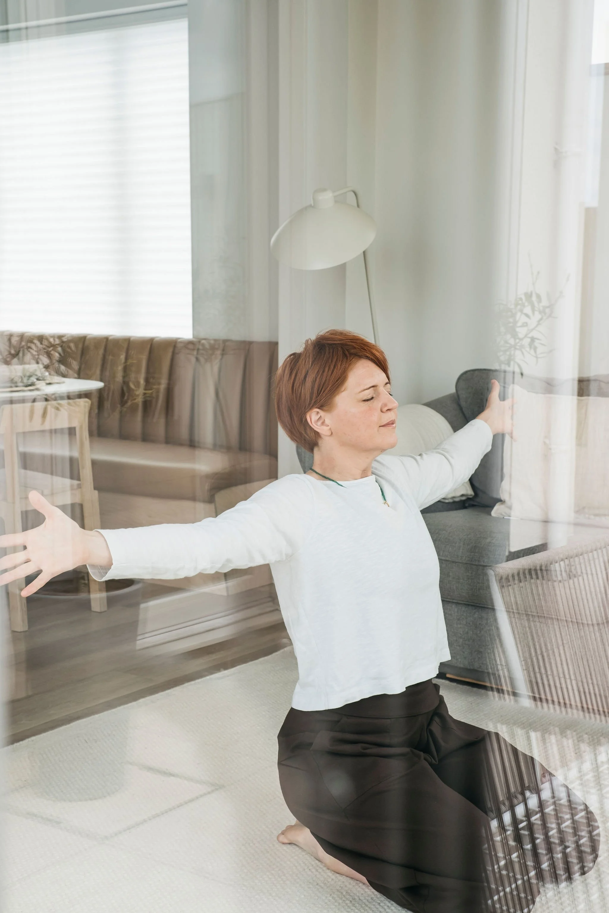 Brand shoot for psychologist and therapist Dr Nancy Bancroft.