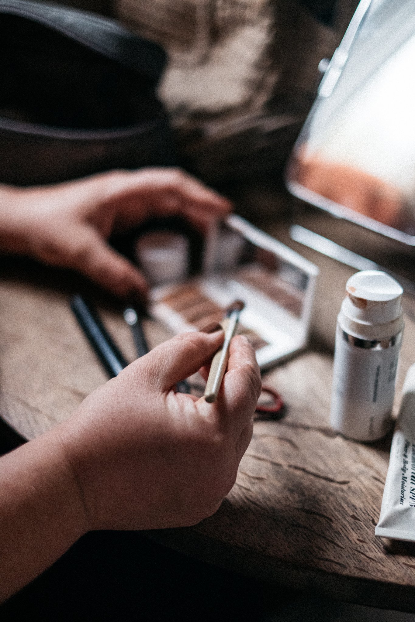 Advice: What Make Up to Wear on Your Brand Shoot if You’re Not A Make Up Person.