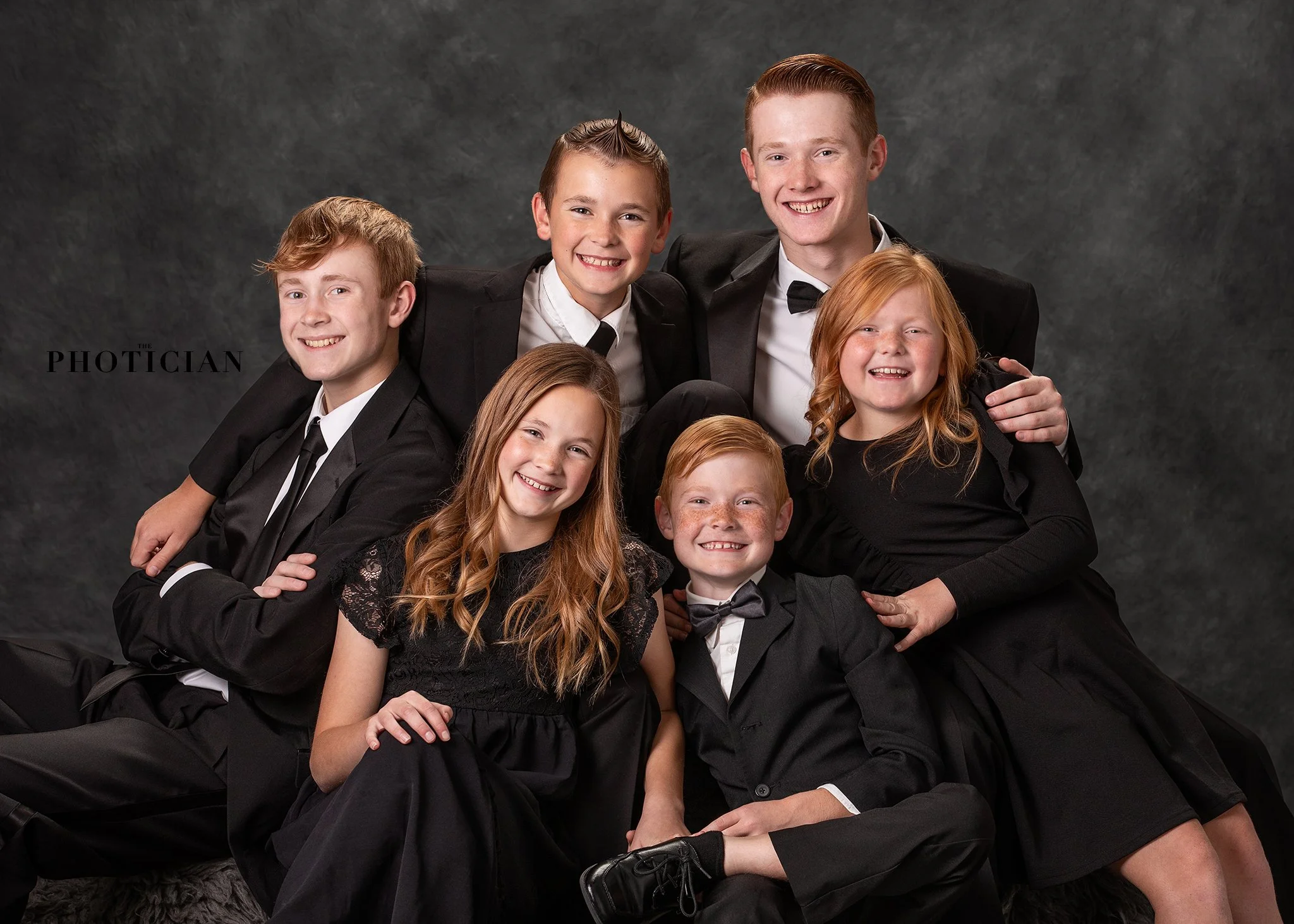 20221014-MENDENHALL-FAMILY-PHOTICIAN-009-SM.jpg