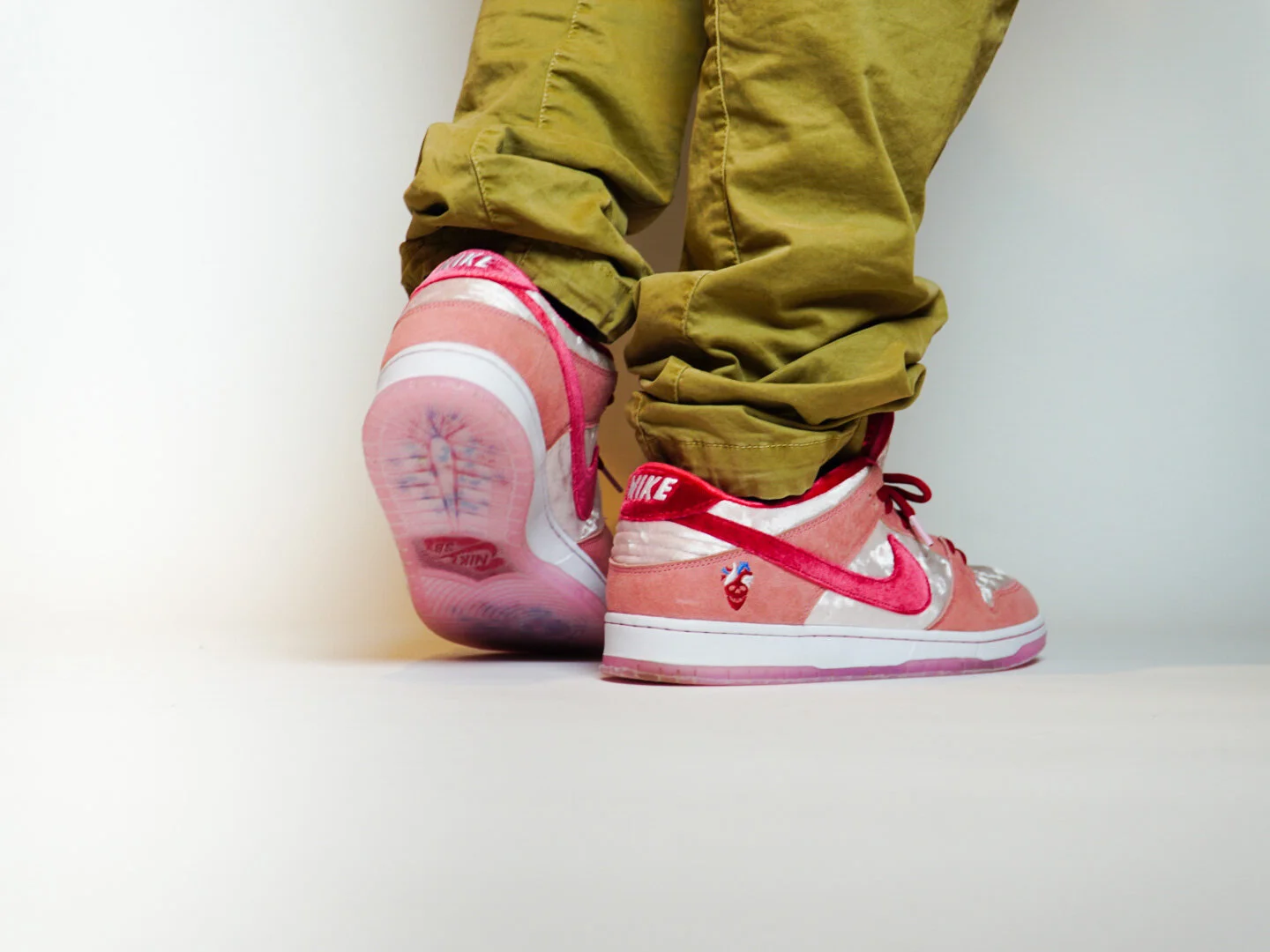 GALLERY — DRIPP GRIPP